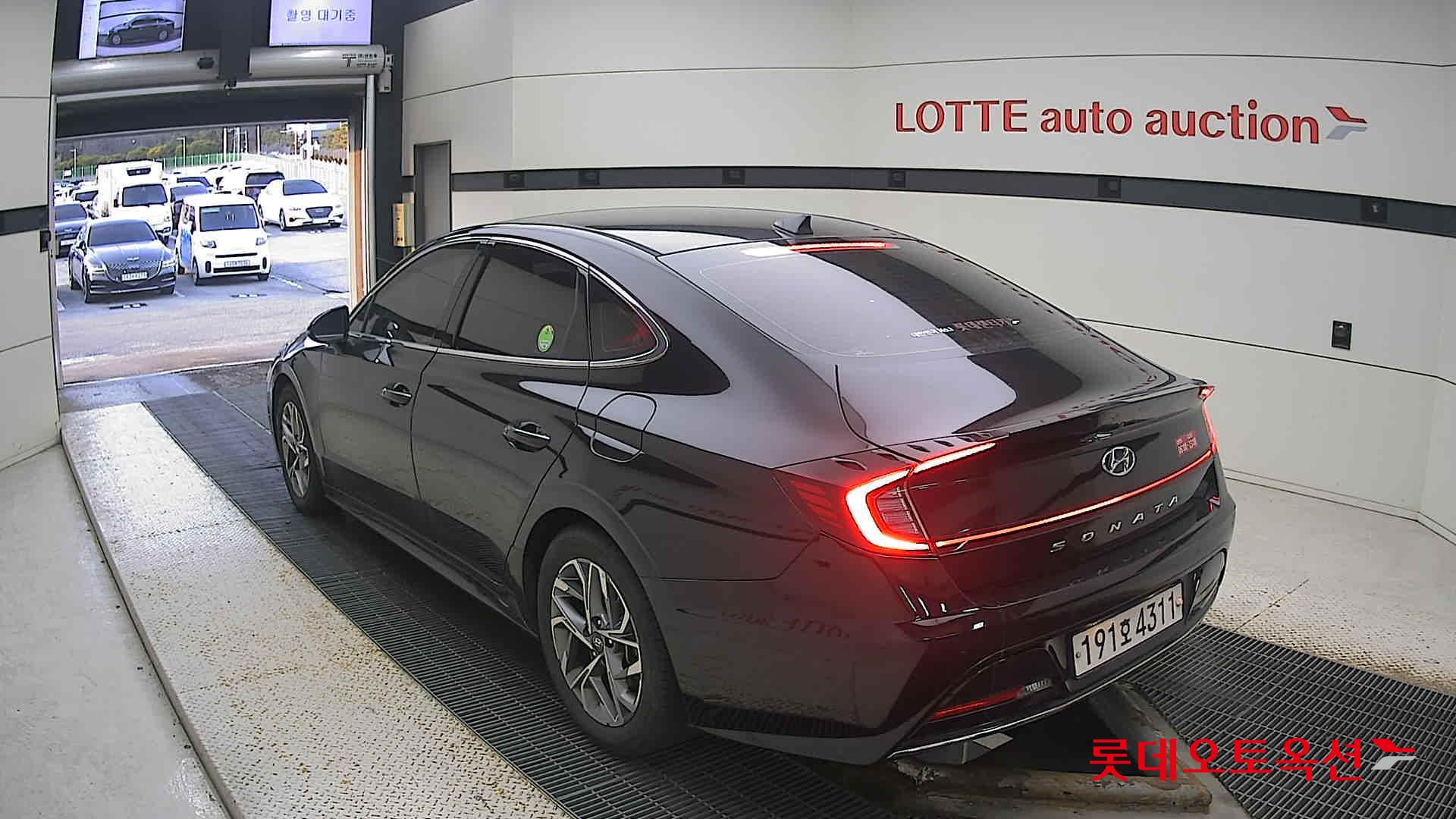 Hyundai Sonata 2022 Midnight Black Pearl из Кореи, фото 6