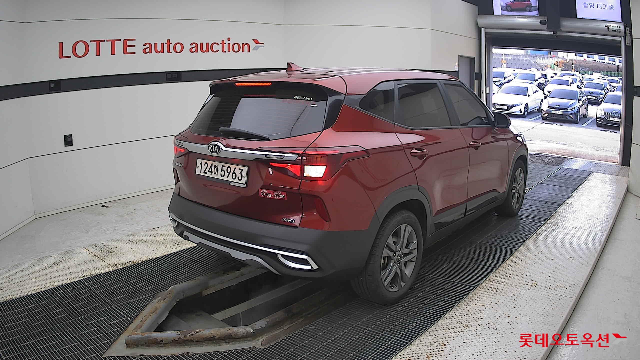 Kia Seltos 2022 Mas Orange из Кореи, фото 4