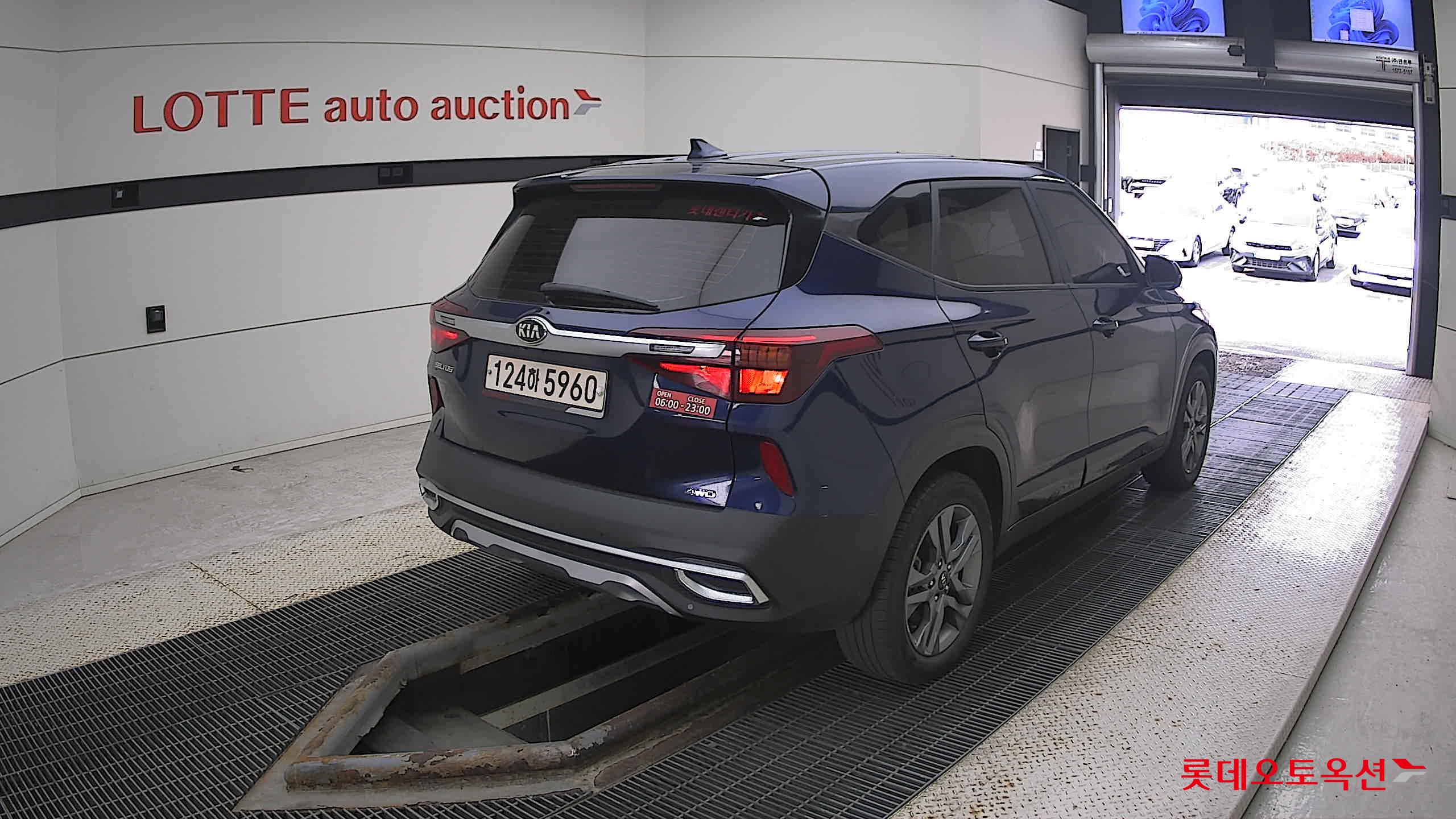 Kia Seltos 2022 Dark Ocean Blue из Кореи, фото 4