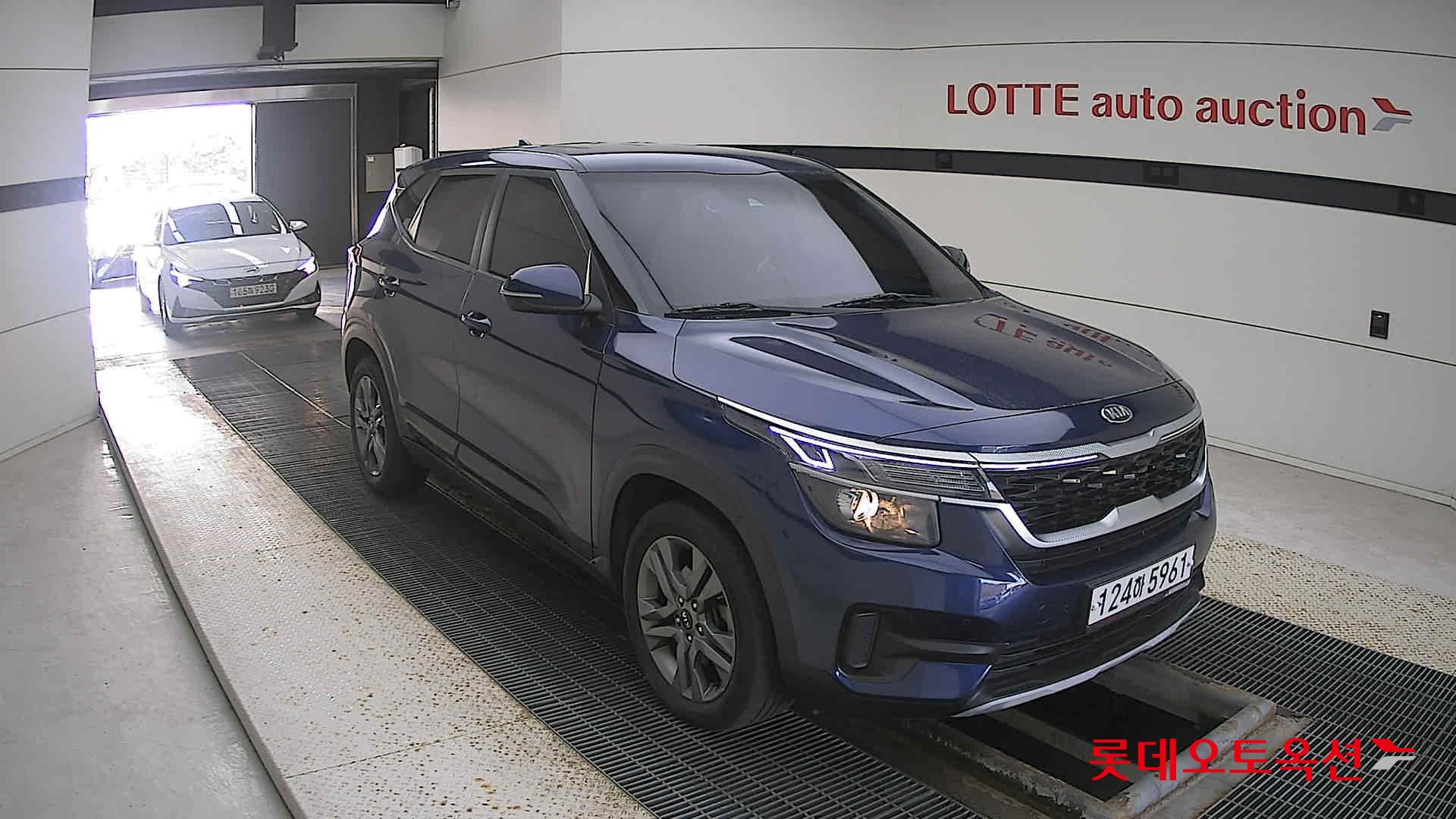 Kia Seltos 2022 Dark Ocean Blue из Кореи, фото 2