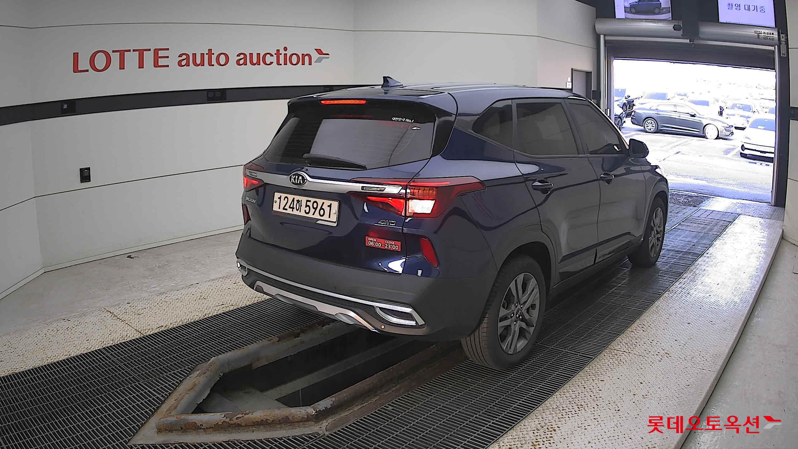 Kia Seltos 2022 Dark Ocean Blue из Кореи, фото 4