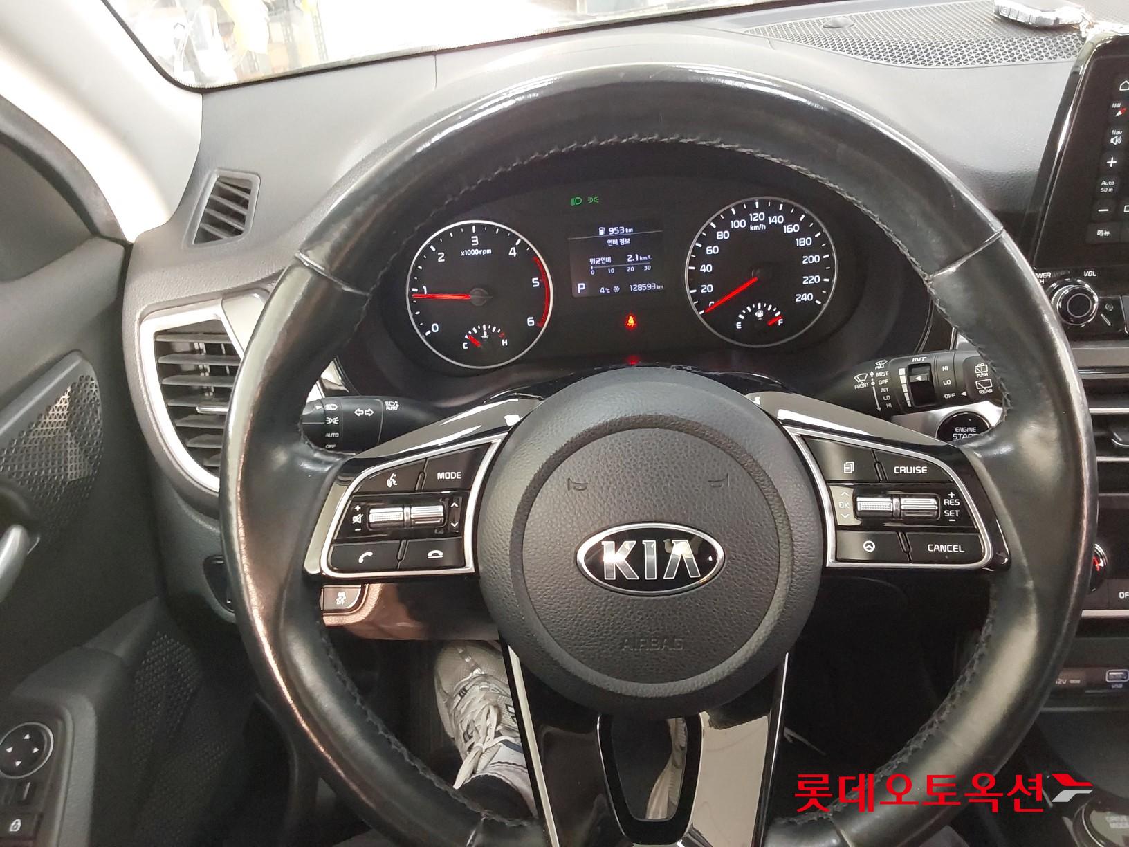 Kia Seltos id 3436663 из Кореи 29