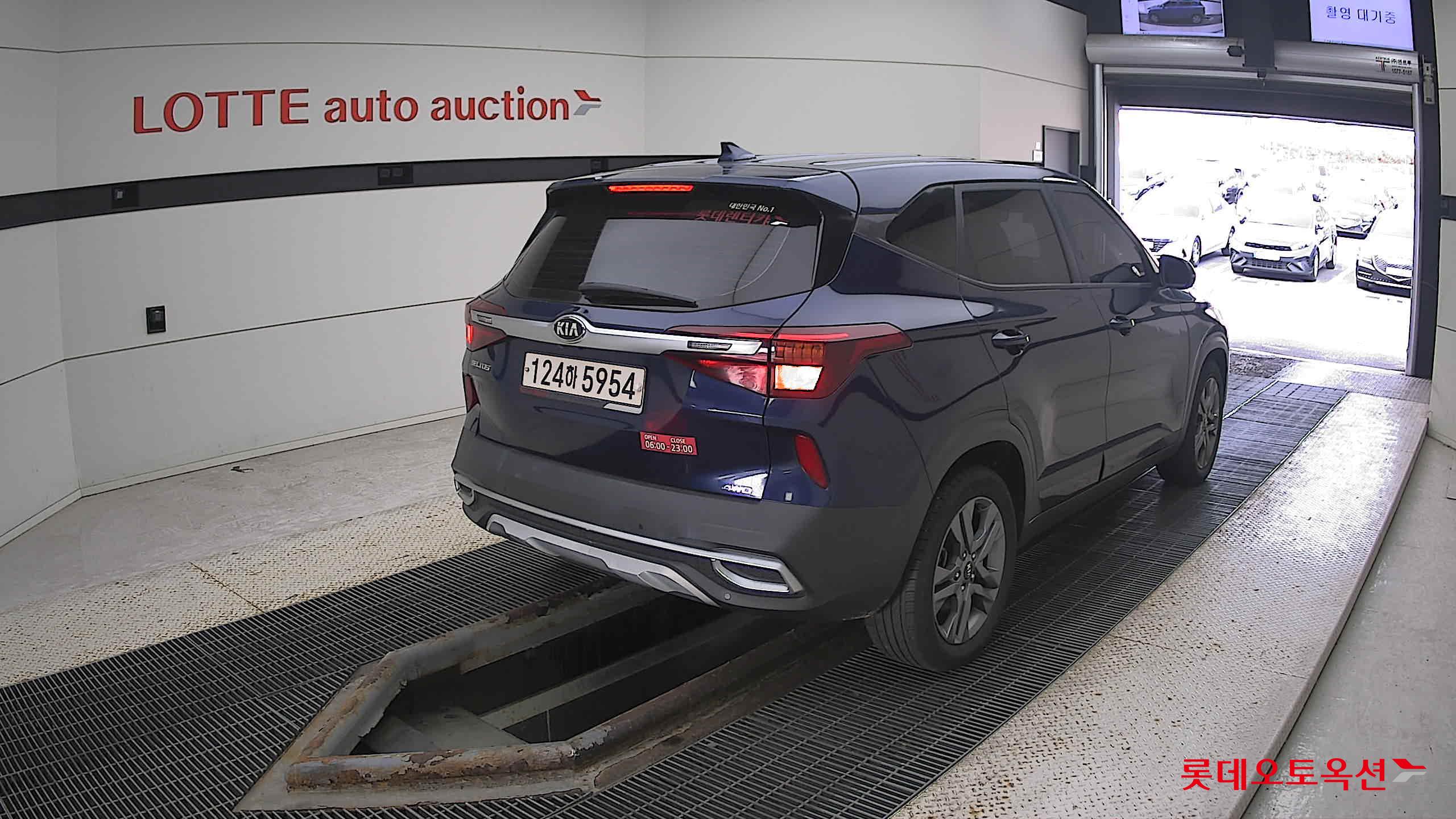 Kia Seltos 2022 Dark Ocean Blue из Кореи, фото 4