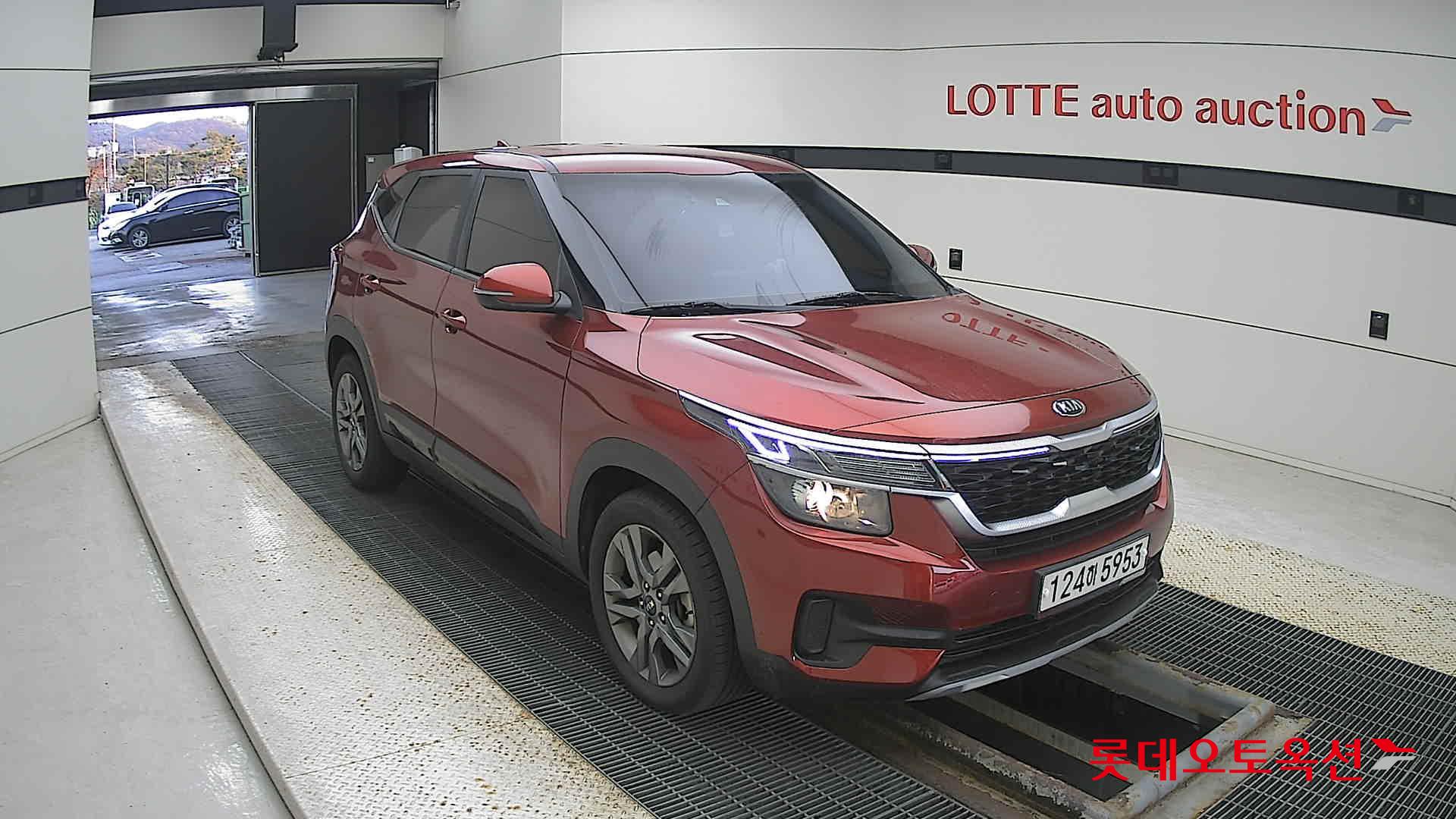 Kia Seltos 2022 Mas Orange из Кореи, фото 2