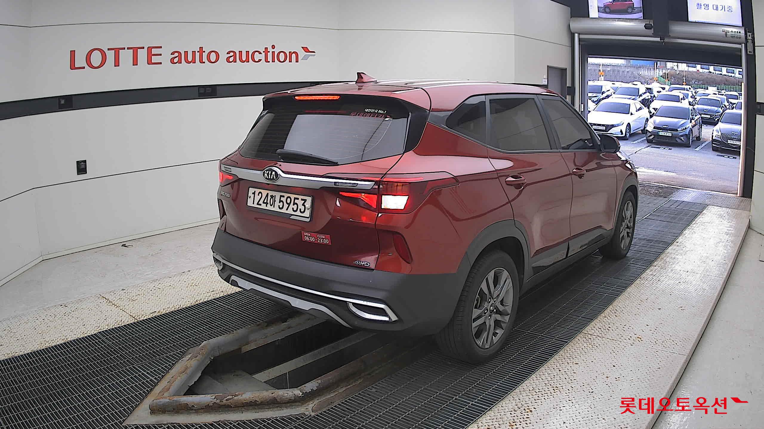 Kia Seltos 2022 Mas Orange из Кореи, фото 4