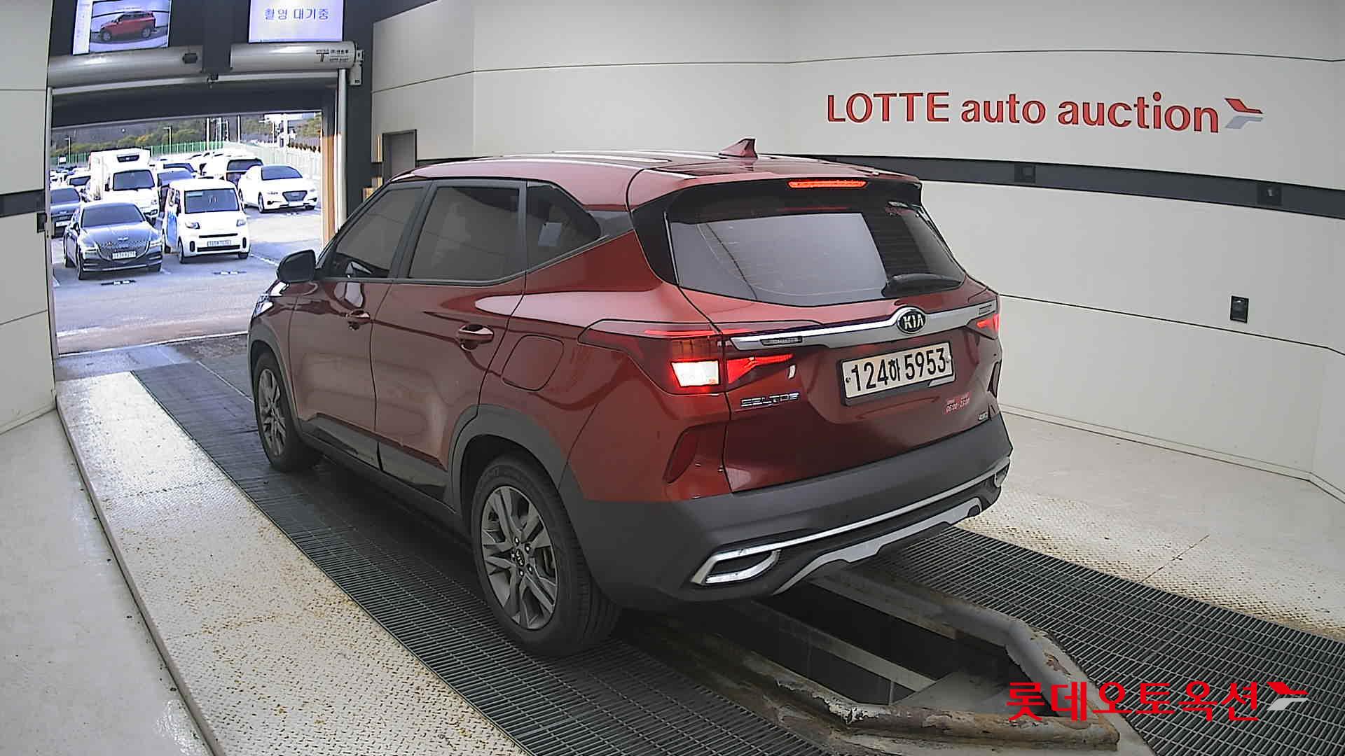 Kia Seltos 2022 Mas Orange из Кореи, фото 6