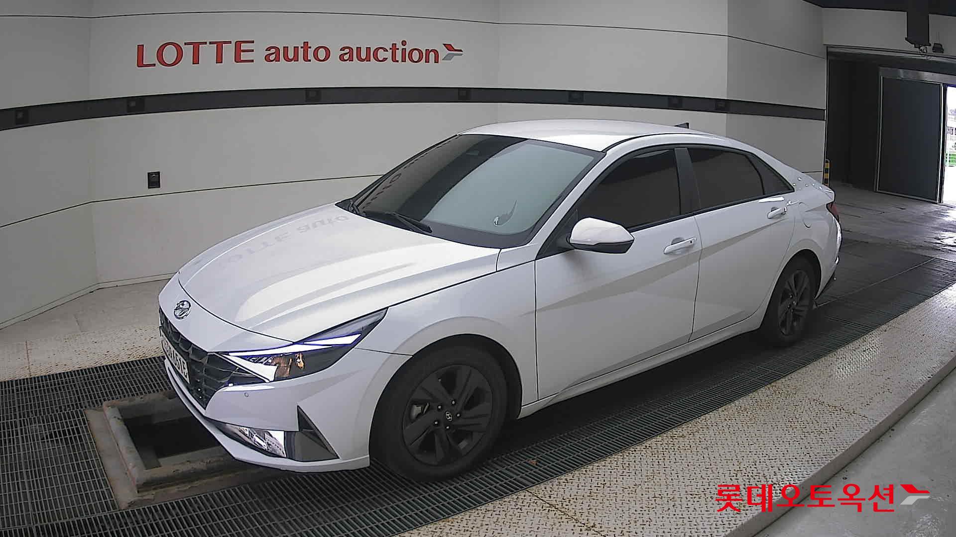 Hyundai Avante Hybrid id 3436587 из Кореи 13