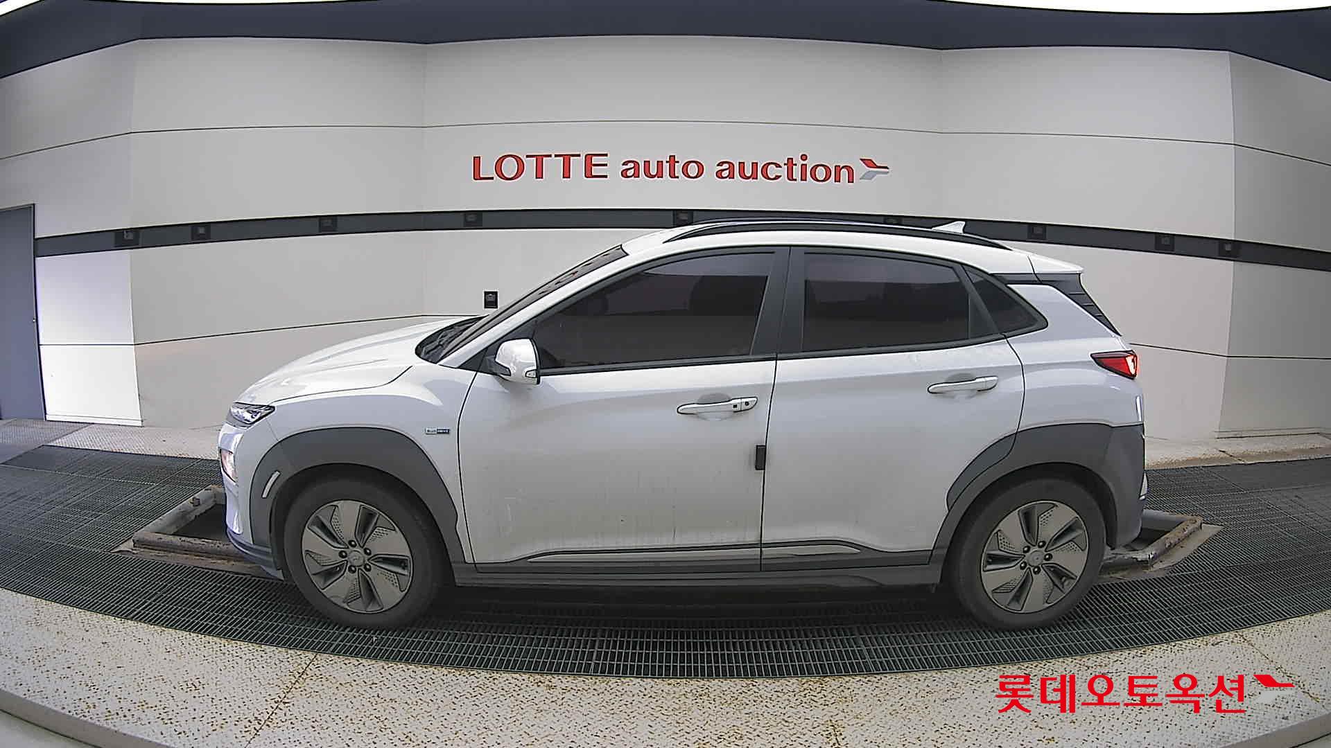 Hyundai KONA Electric id 3436625 из Кореи 7