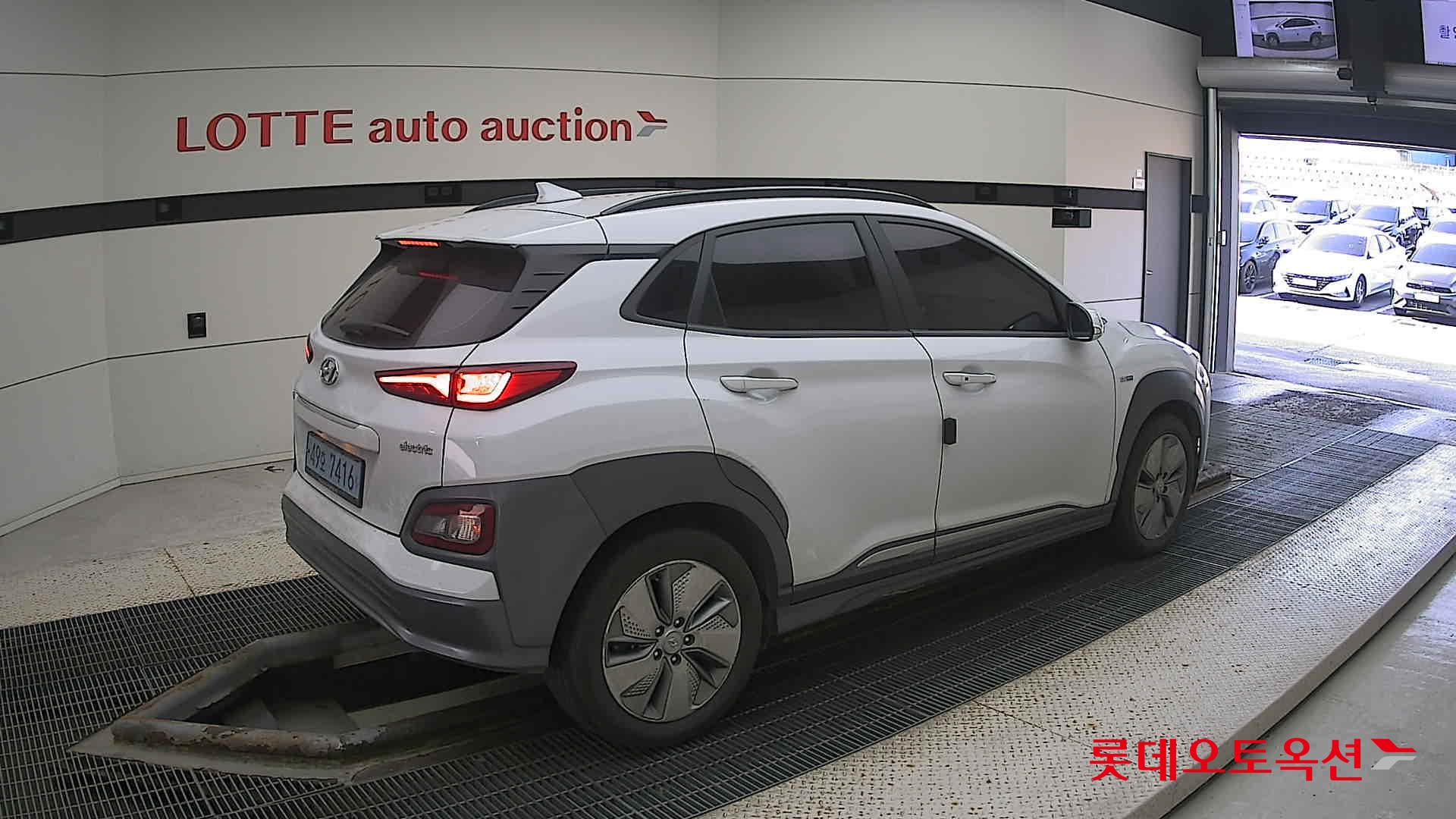 Hyundai KONA Electric id 3436625 из Кореи 19