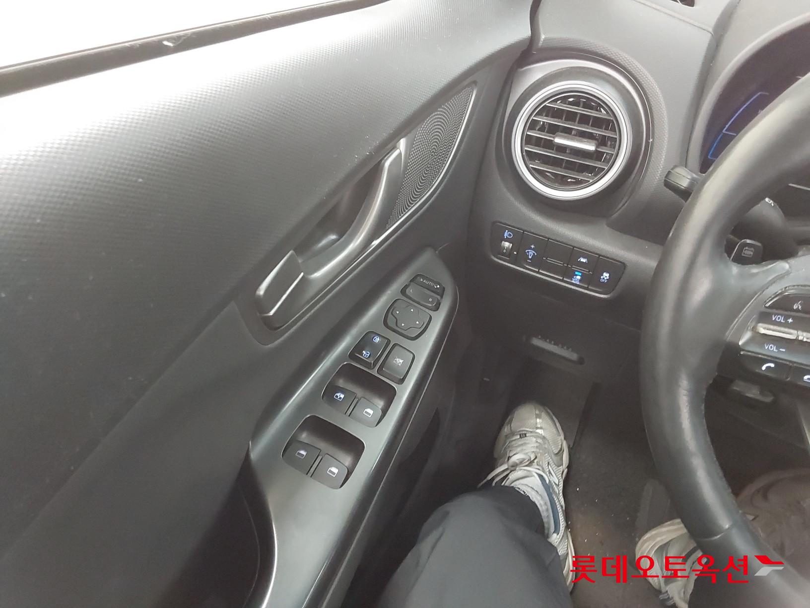 Hyundai KONA Electric id 3436625 из Кореи 28