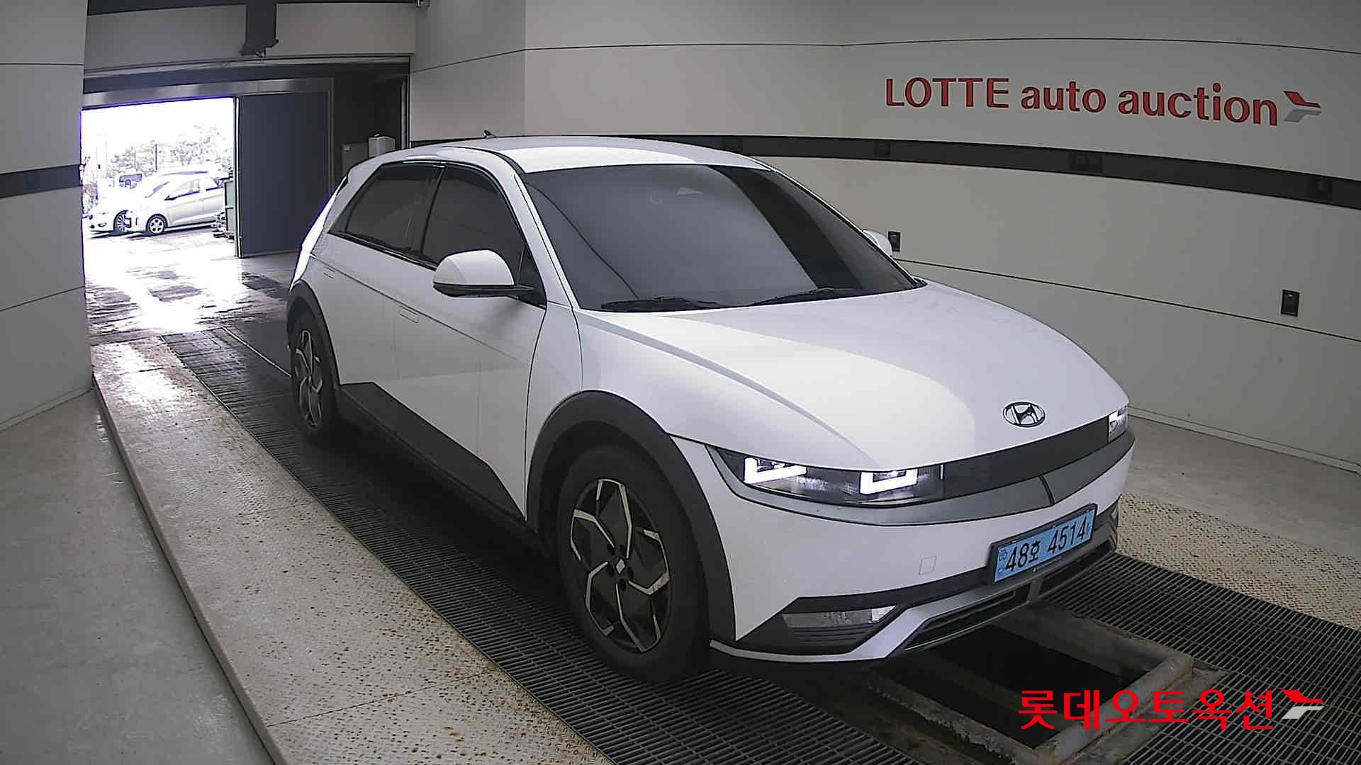 Hyundai IONIQ 5 2022 Atlas White из Кореи, фото 2