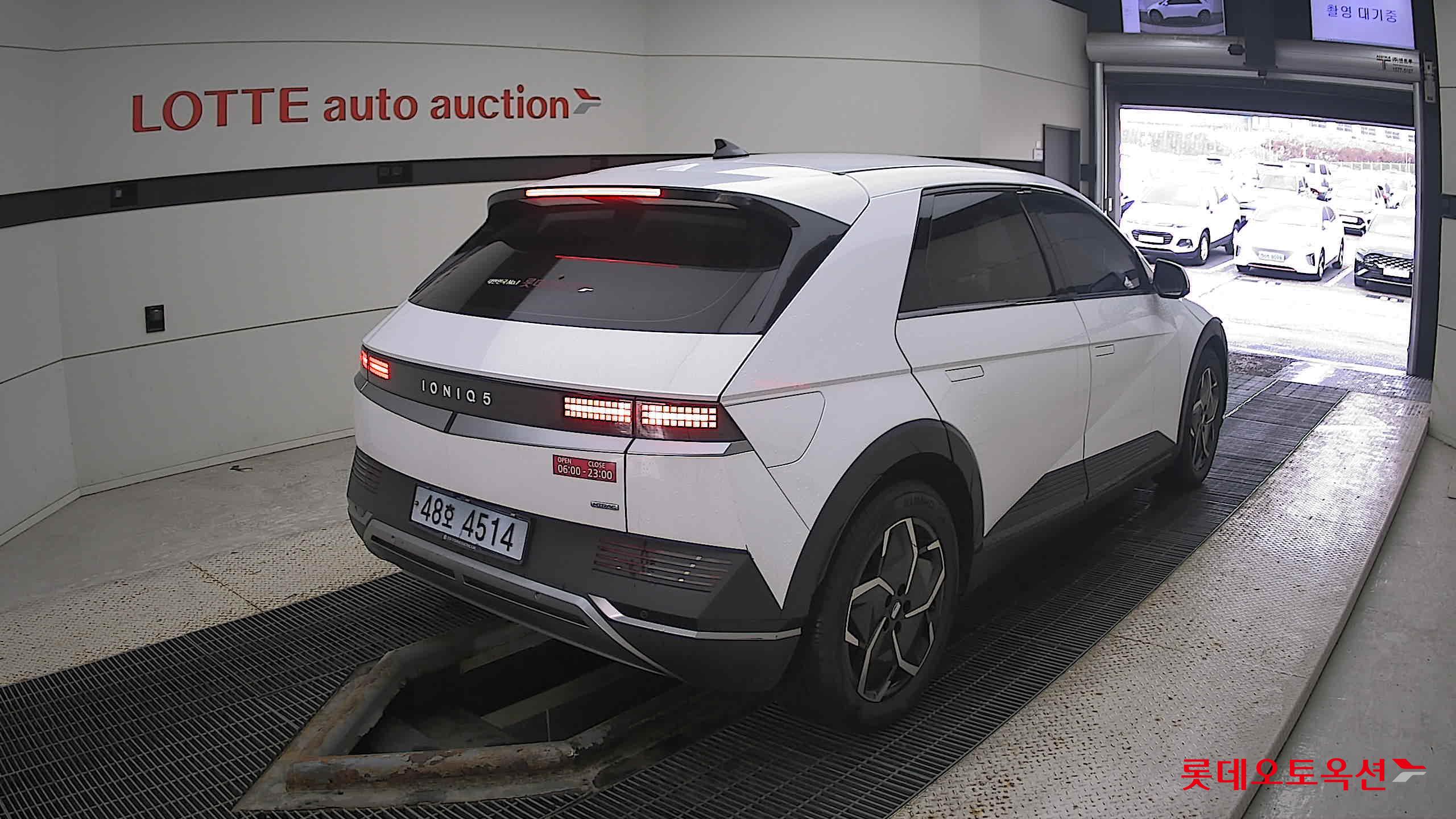 Hyundai IONIQ 5 2022 Atlas White из Кореи, фото 4