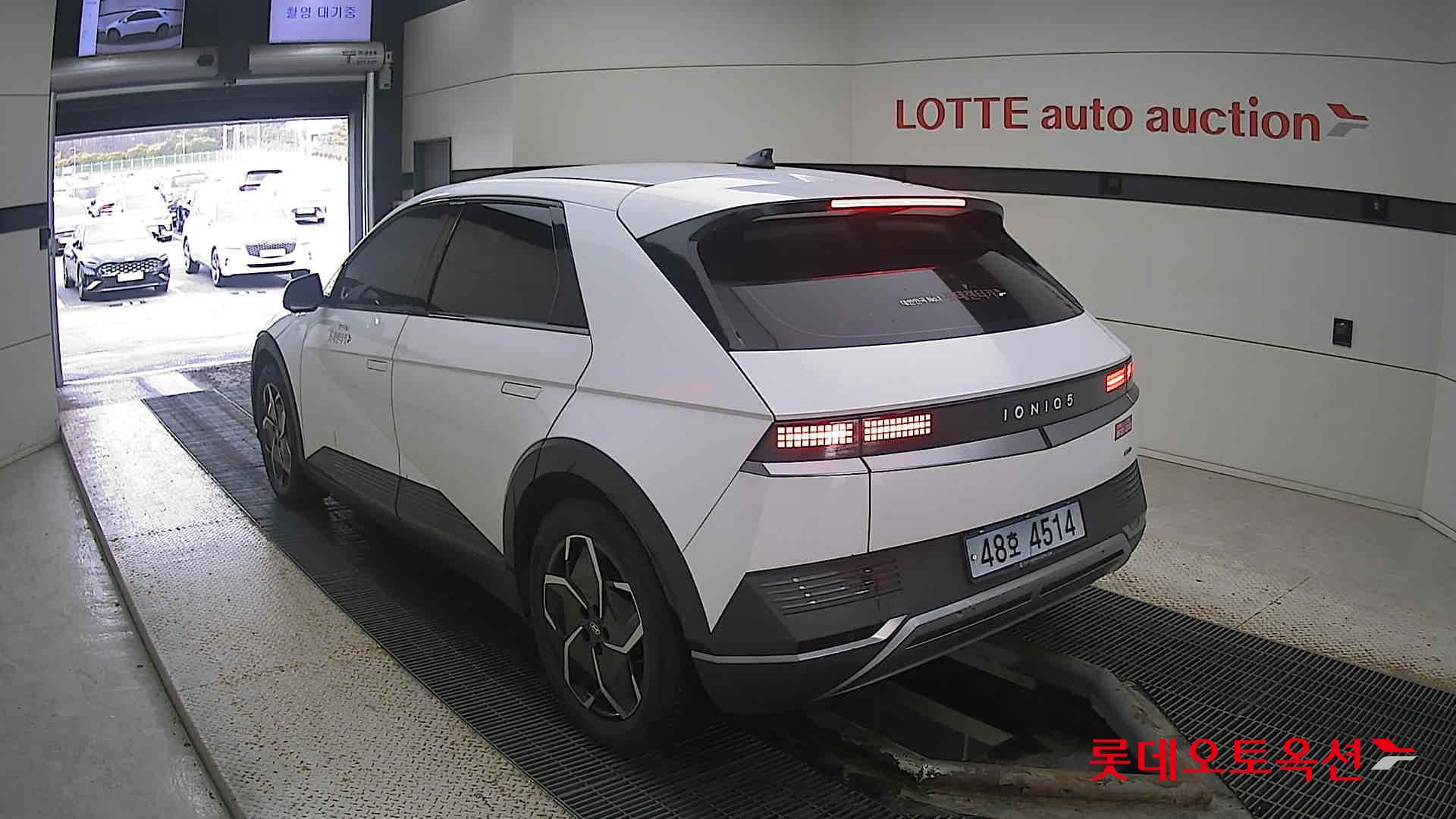 Hyundai IONIQ 5 2022 Atlas White из Кореи, фото 6