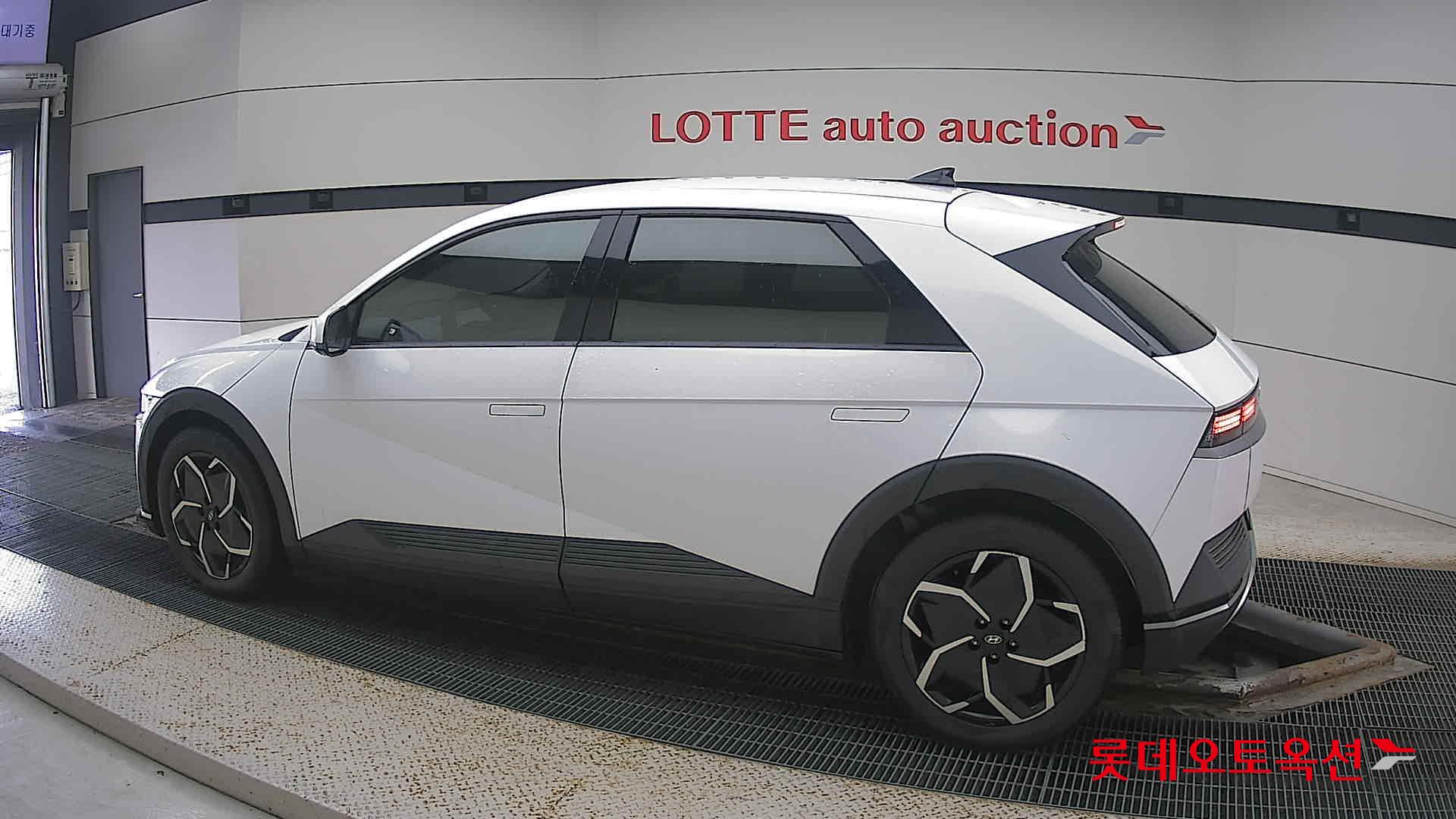 Hyundai IONIQ 5 id 3471666 из Кореи 11