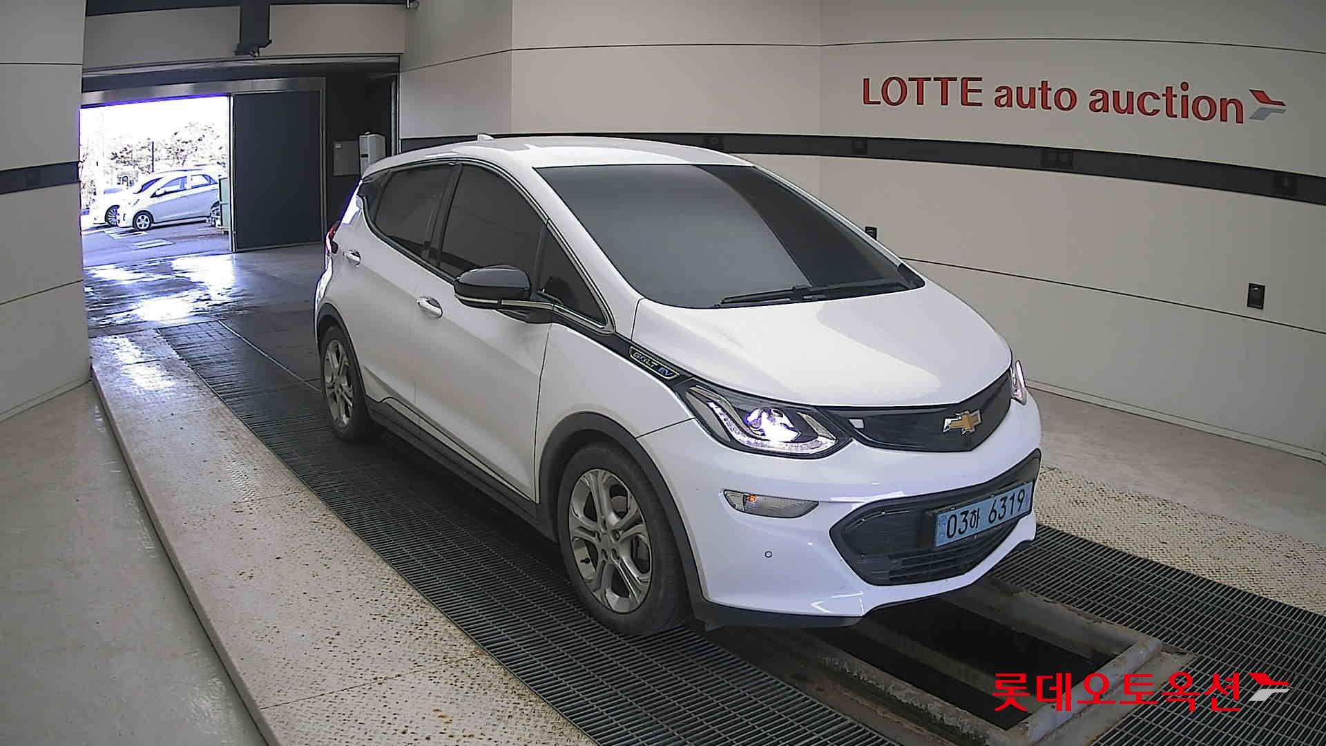 Korea G M Bolt (EV) 2019 Pure White из Кореи, фото 2