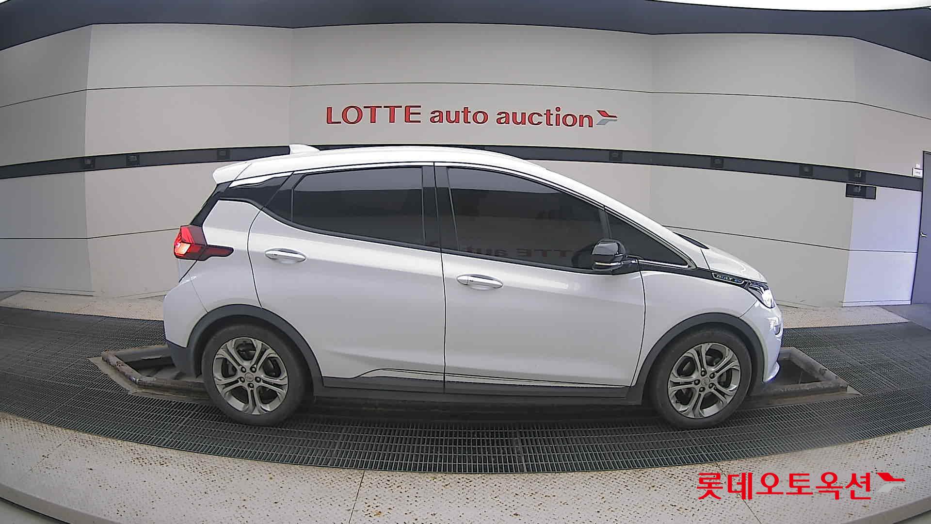 Korea G M Bolt (EV) 2019 Pure White из Кореи, фото 3