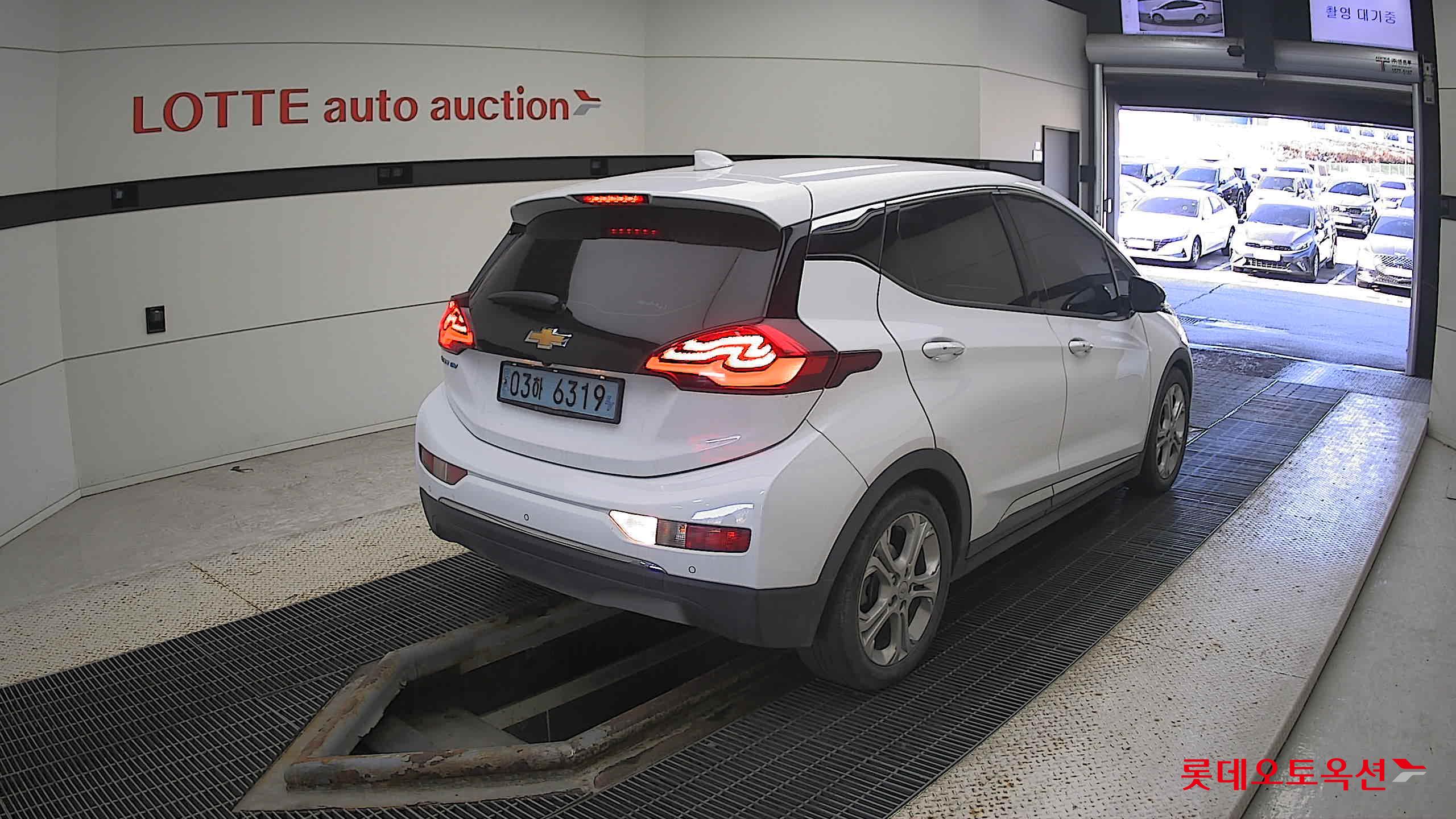 Korea G M Bolt (EV) 2019 Pure White из Кореи, фото 4