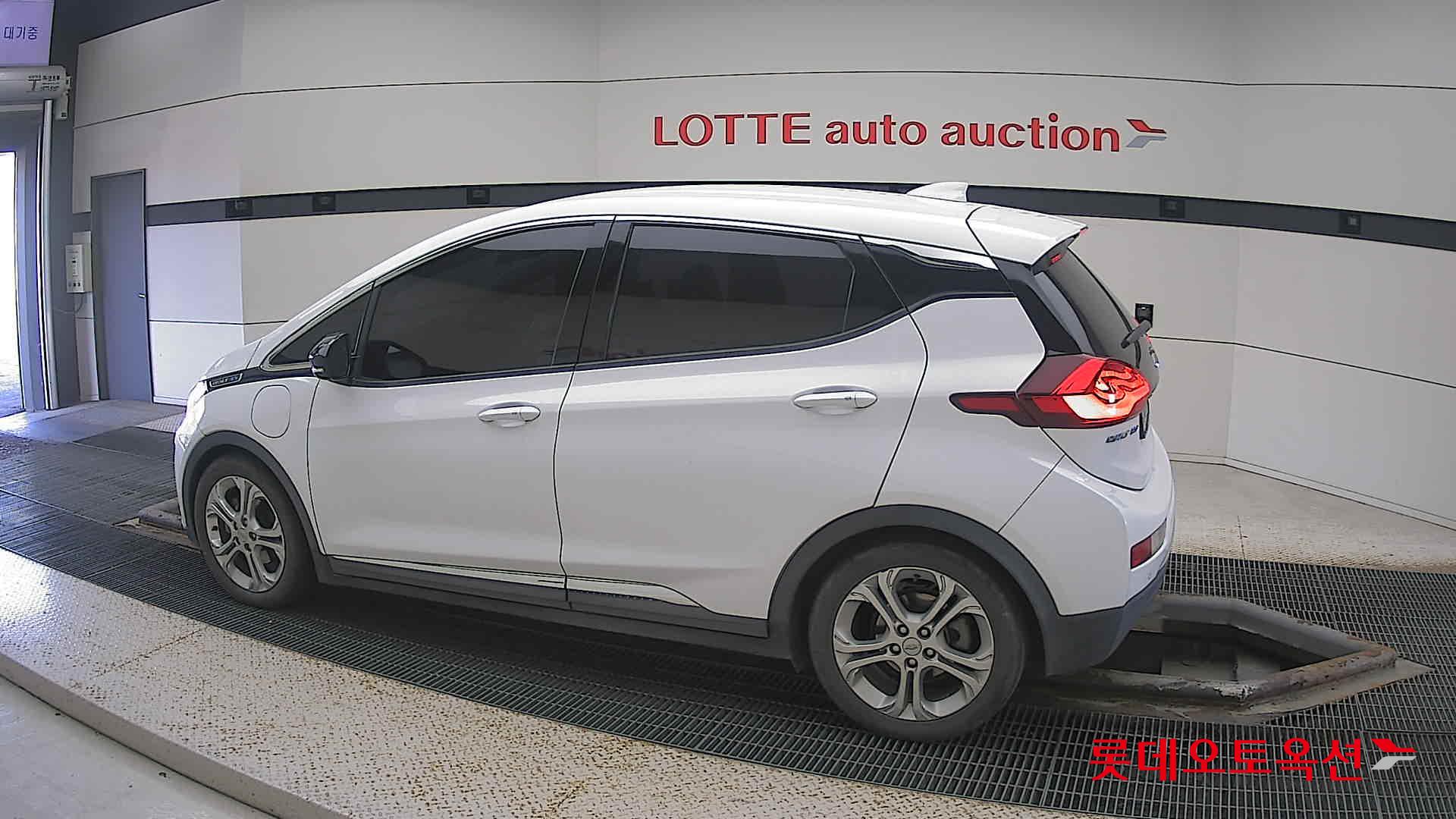 Korea G M Bolt (EV) id 3446774 из Кореи 11