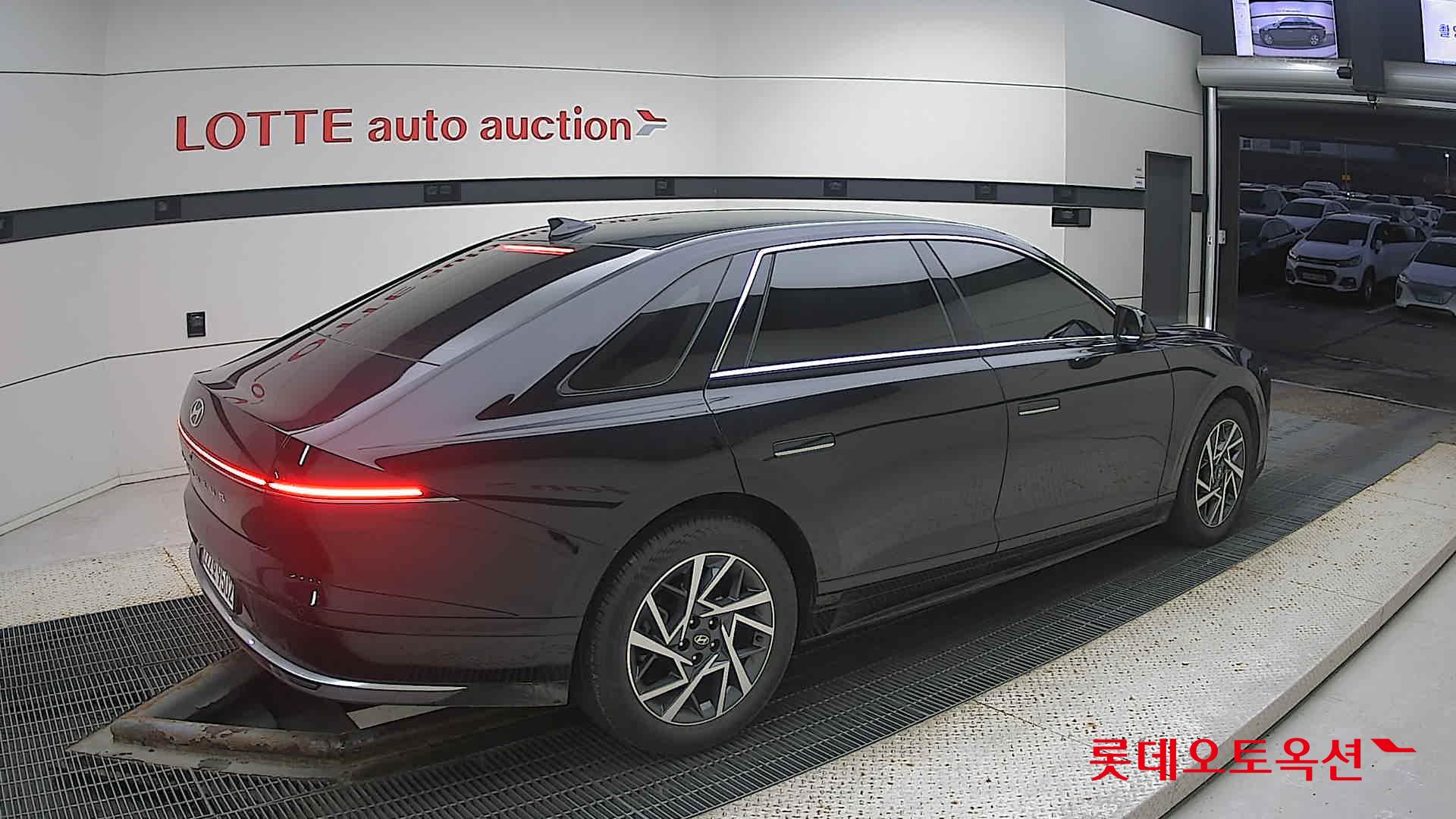 Hyundai Grandeur Hybrid id 3471627 из Кореи 19