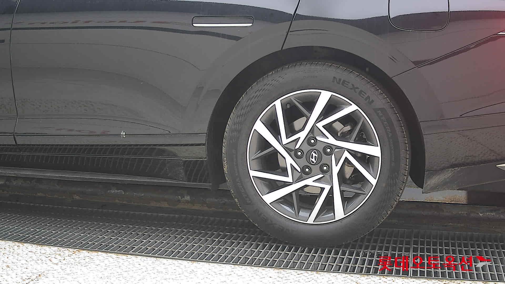 Hyundai Grandeur Hybrid id 3471627 из Кореи 22