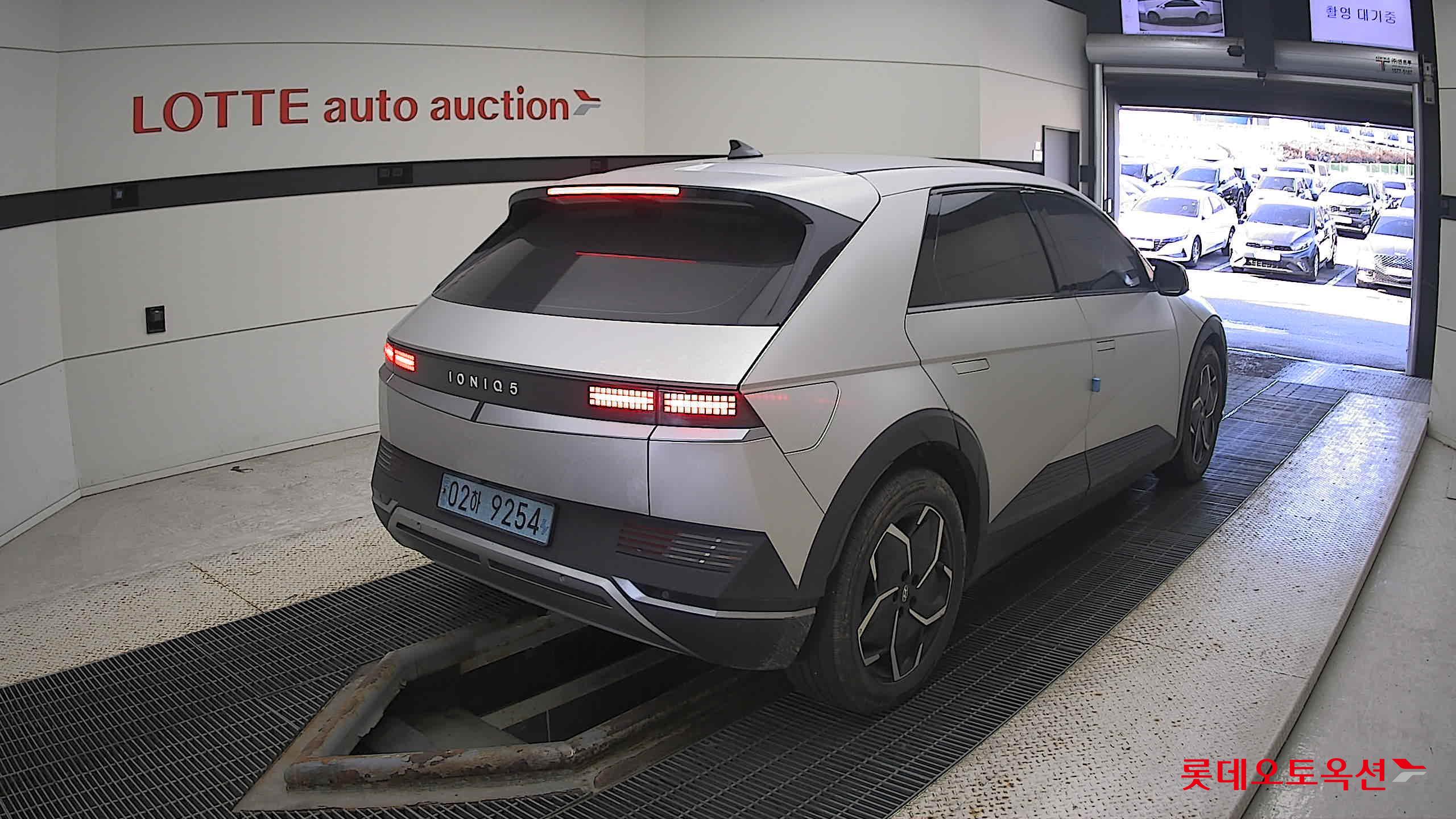 Hyundai IONIQ 5 2022 Gravity Gold Mat из Кореи, фото 4