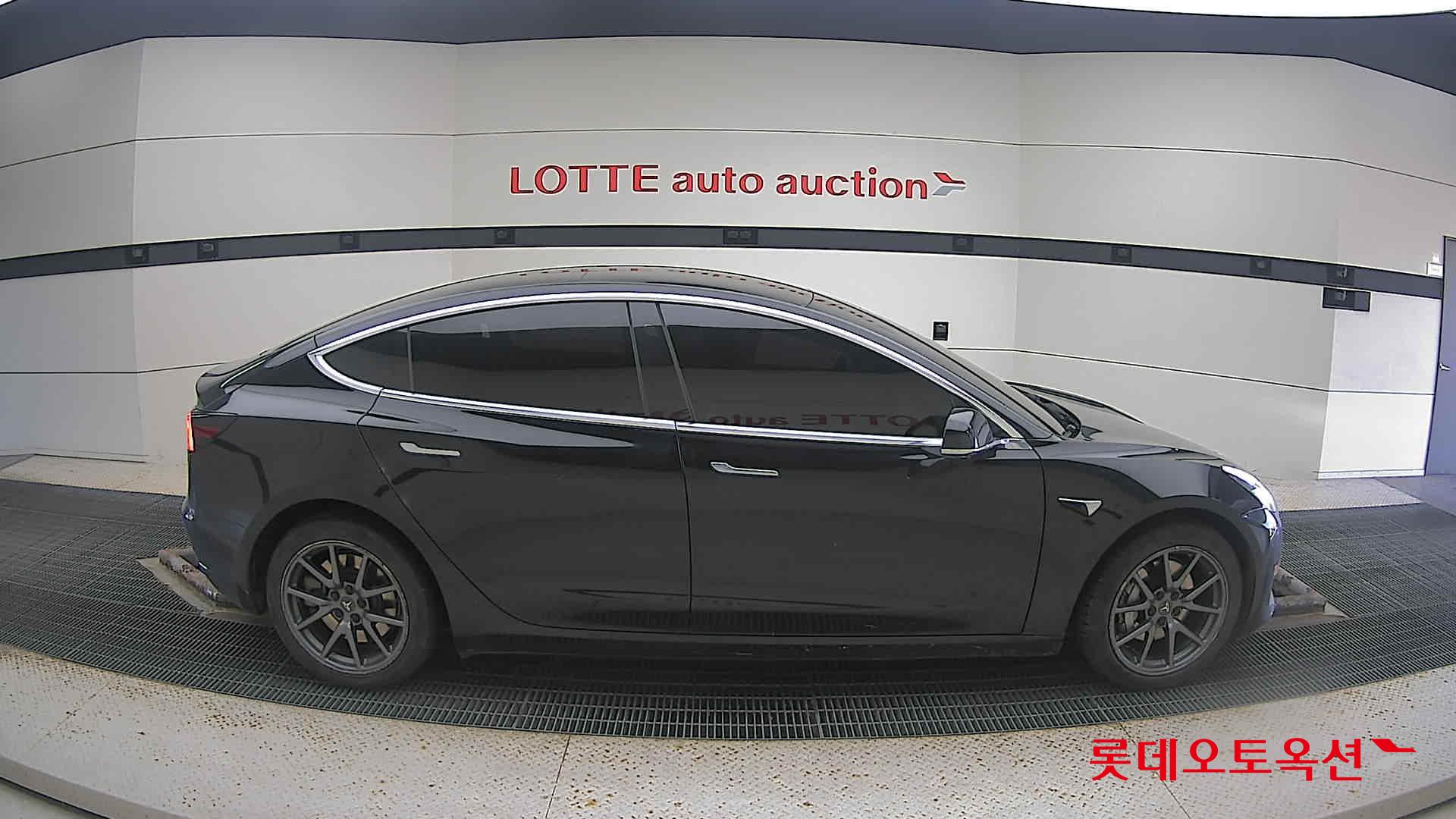 Tesla Model 3 Standard Range Plus RWD 2020 Solidblack из Кореи, фото 3