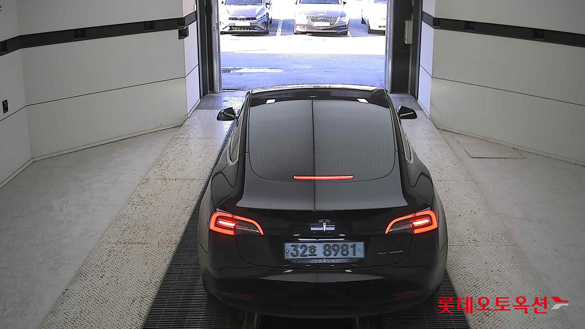 Tesla Model 3 Standard Range Plus RWD 2020 Solidblack из Кореи, фото 5