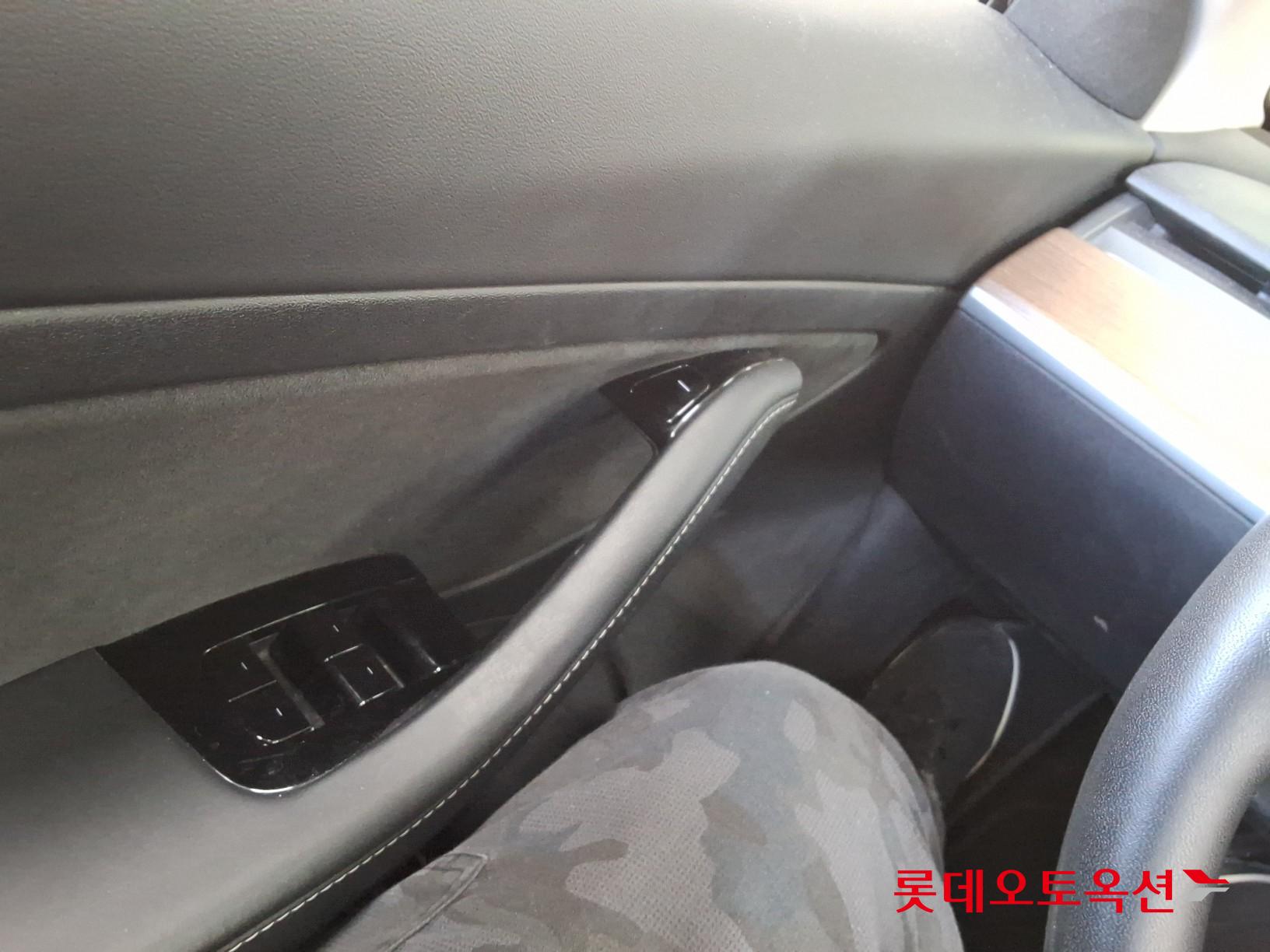 Tesla Model 3 Standard Range Plus RWD id 3446789 из Кореи 28