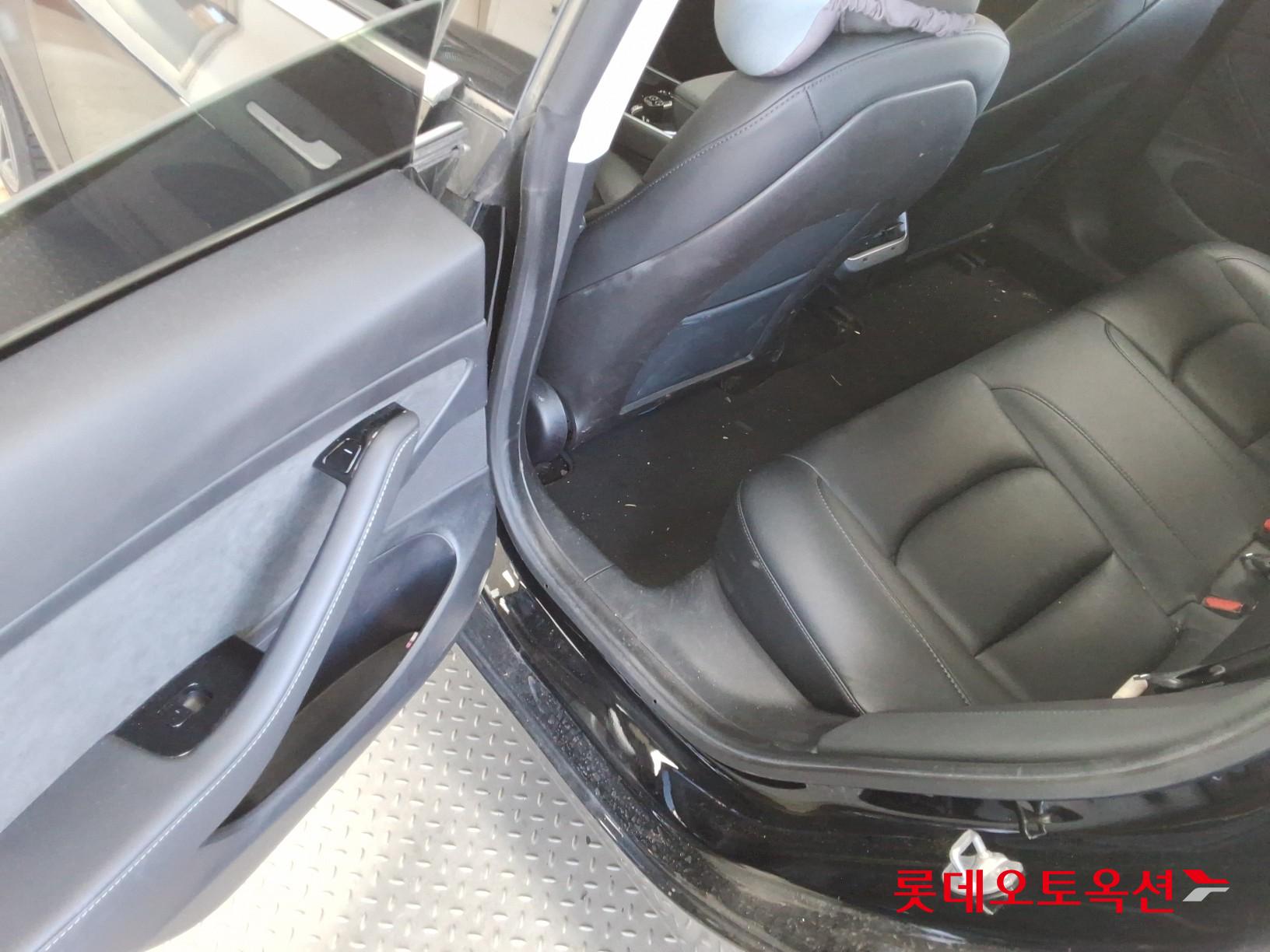 Tesla Model 3 Standard Range Plus RWD id 3446789 из Кореи 36