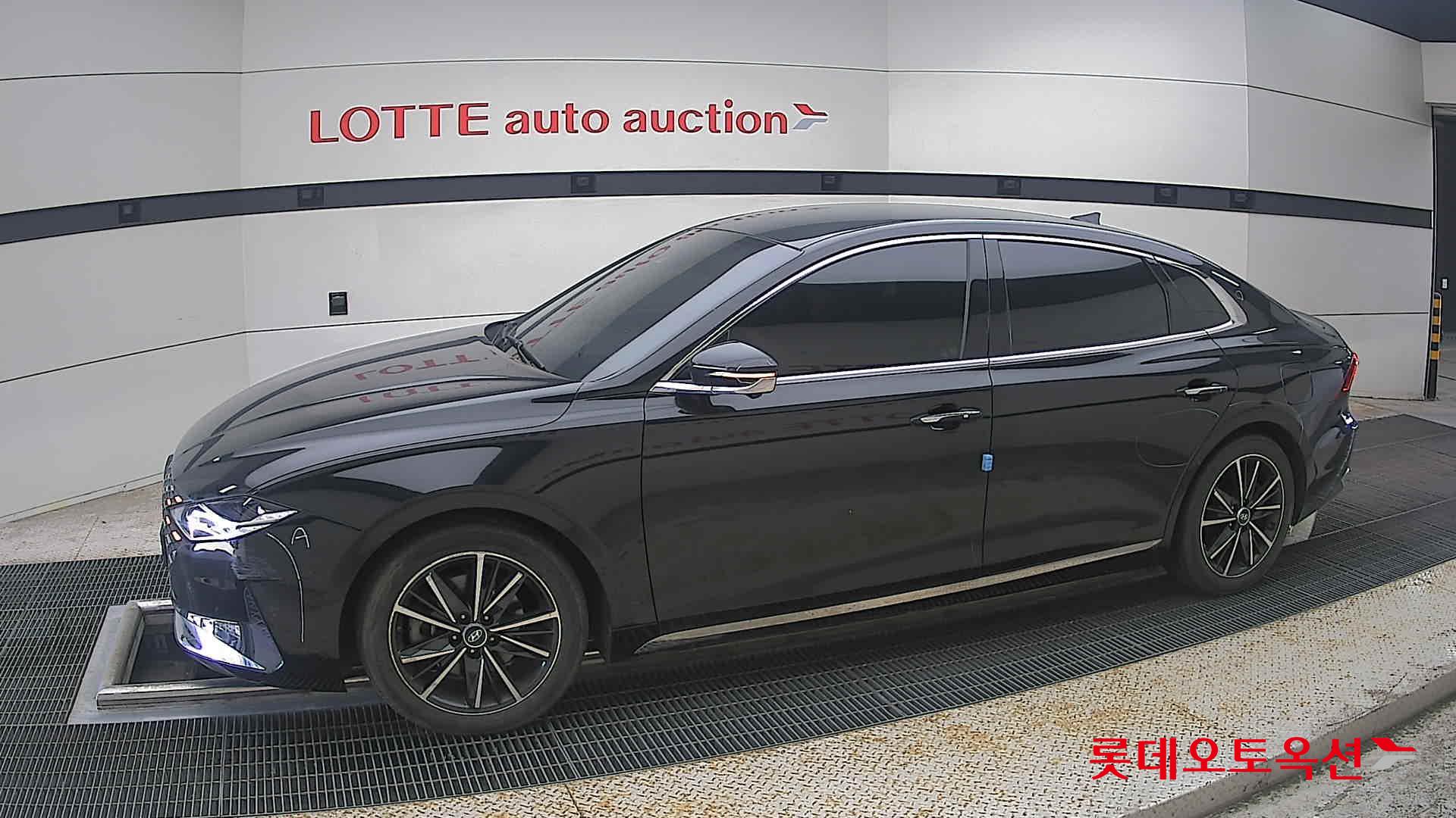 2022 - hyundai grandeur
