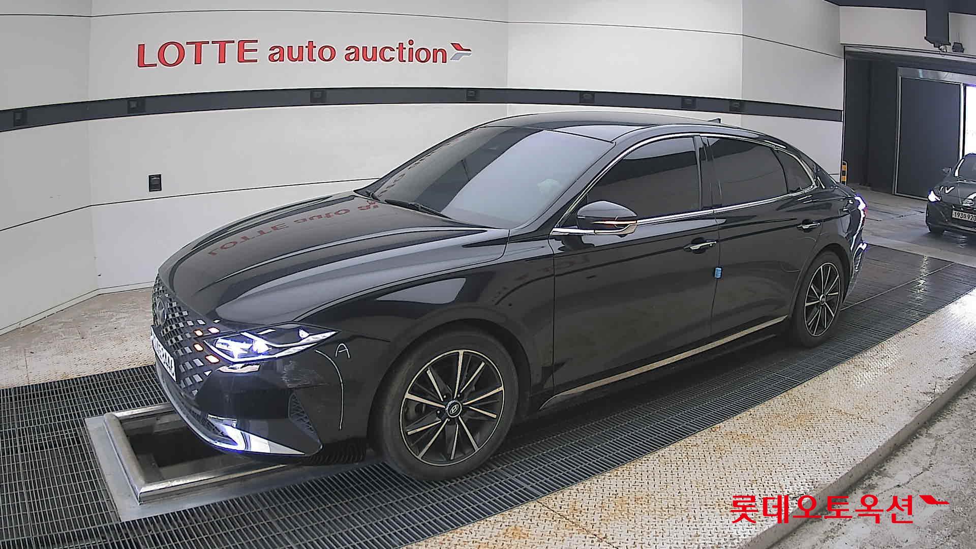 2022 - hyundai grandeur