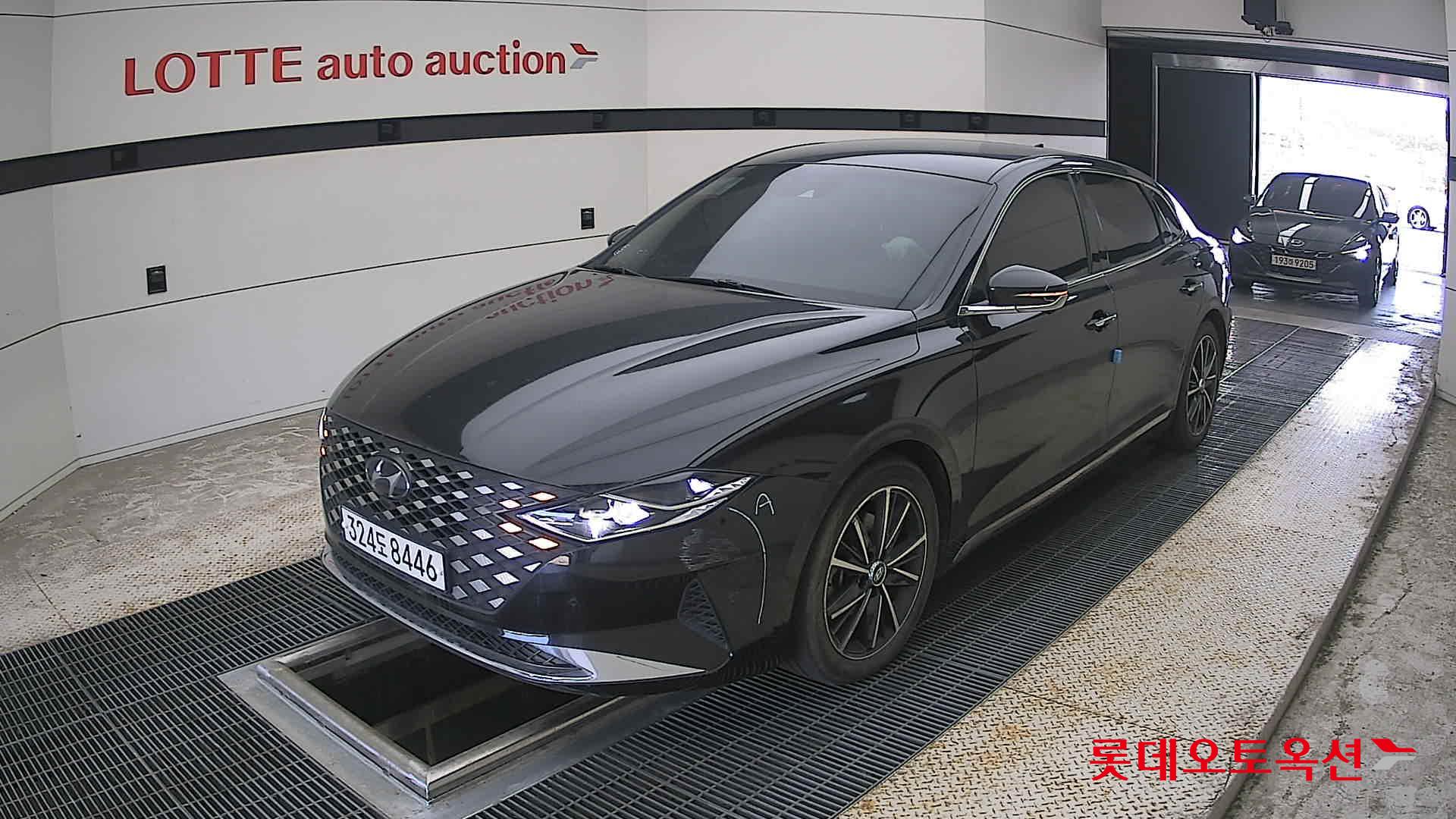 2022 - hyundai grandeur