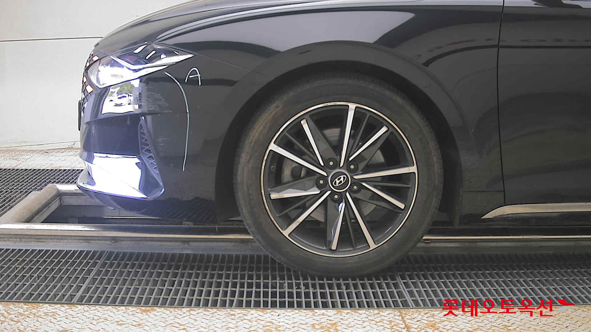 2022 - hyundai grandeur