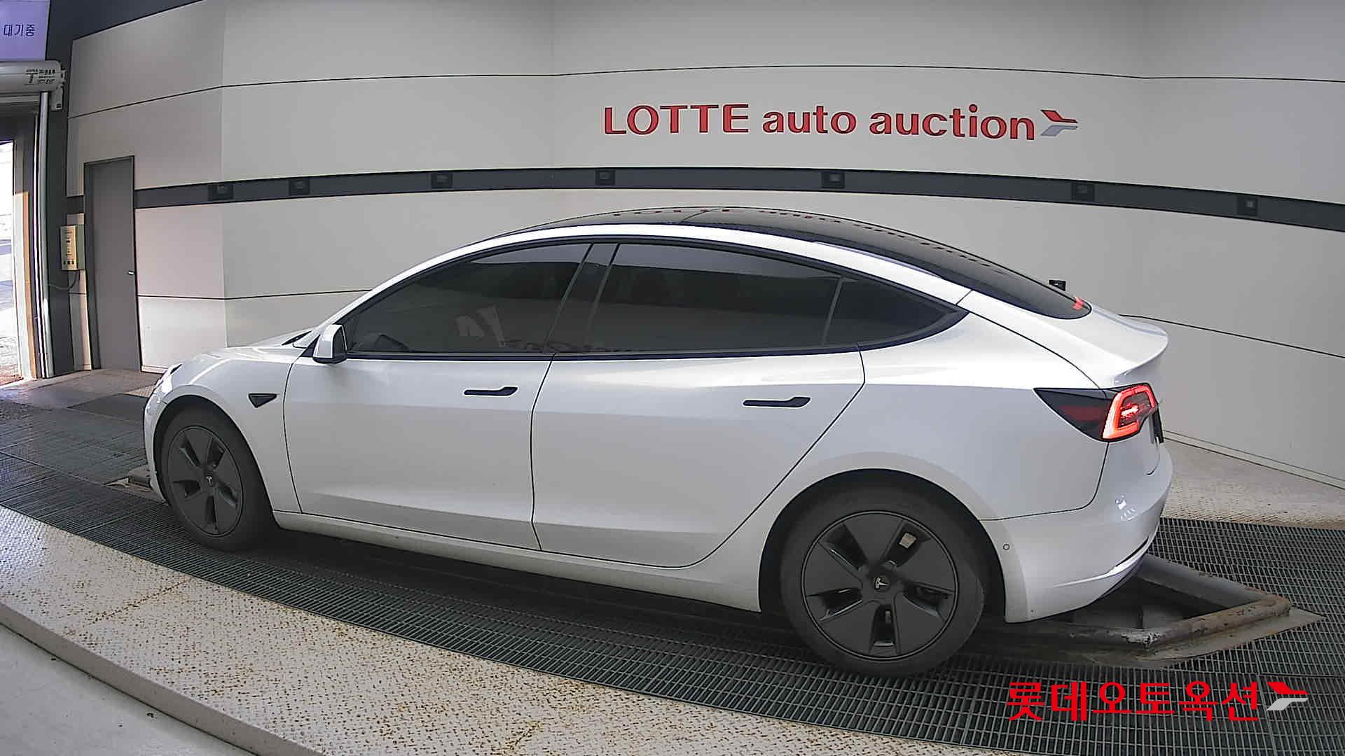 Tesla Model 3 Long Range id 3446782 из Кореи 11