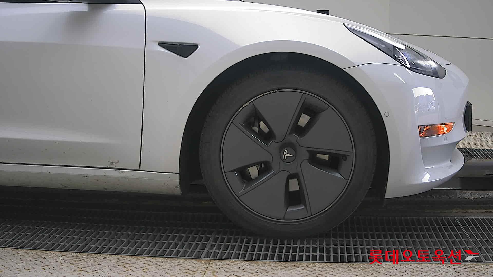 Tesla Model 3 Long Range id 3446782 из Кореи 23