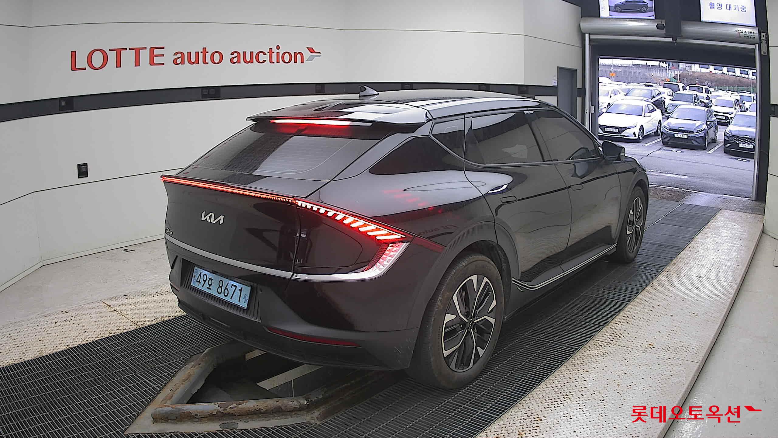 Kia EV6 2022 Aurora Black Pearl из Кореи, фото 4