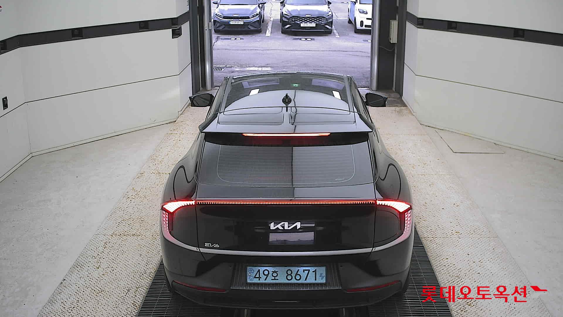 Kia EV6 2022 Aurora Black Pearl из Кореи, фото 5