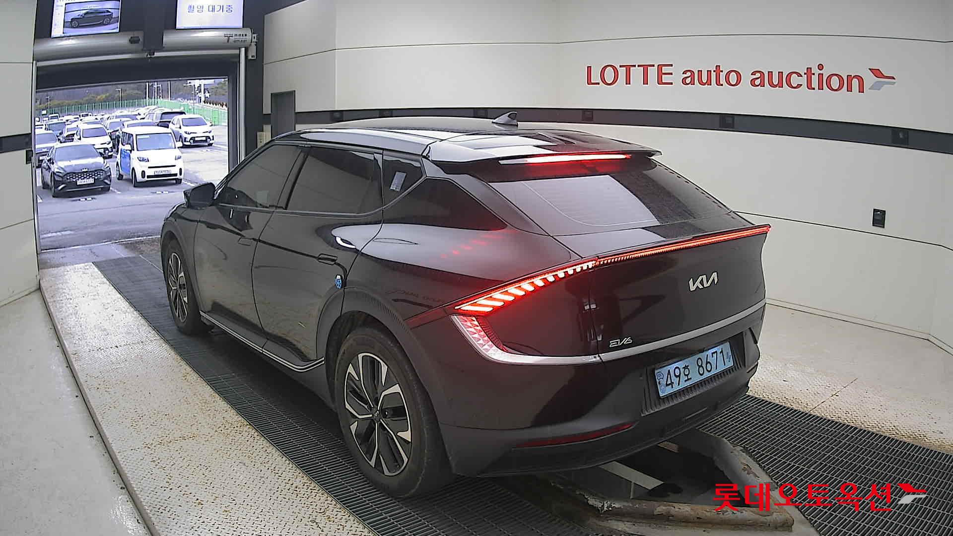 Kia EV6 2022 Aurora Black Pearl из Кореи, фото 6