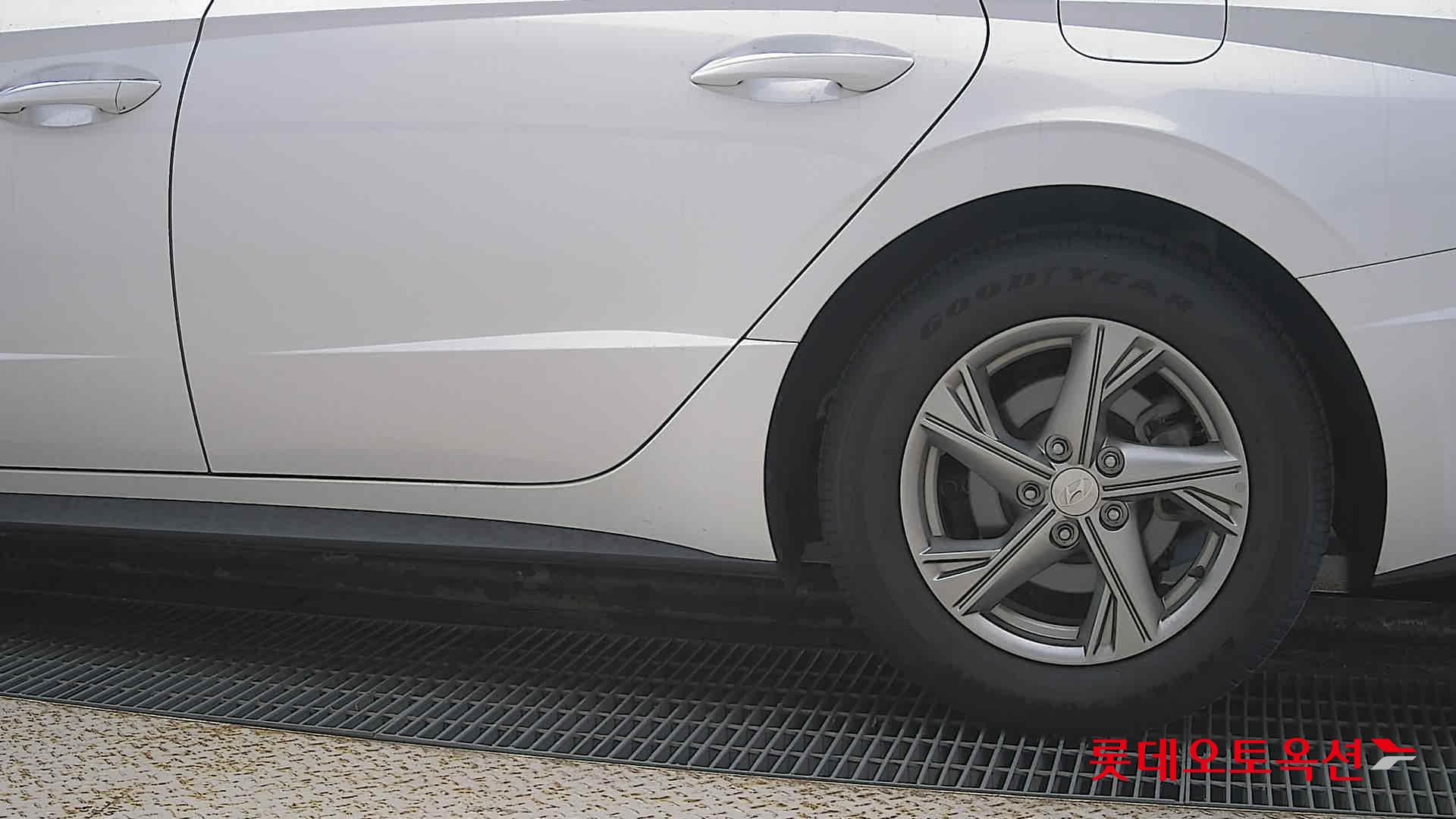 Hyundai Sonata id 3633582 из Кореи 22