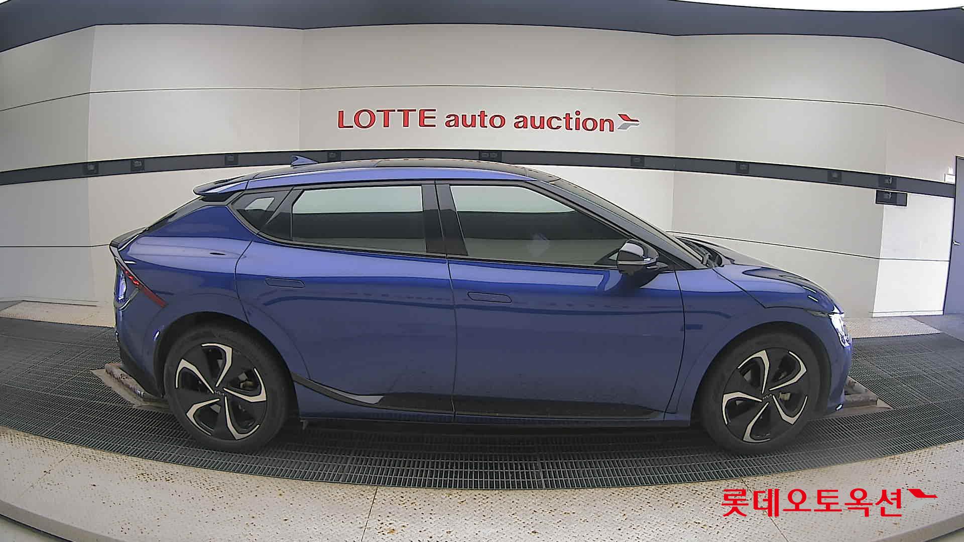 Kia EV6 2022 Yacht Blue из Кореи, фото 3