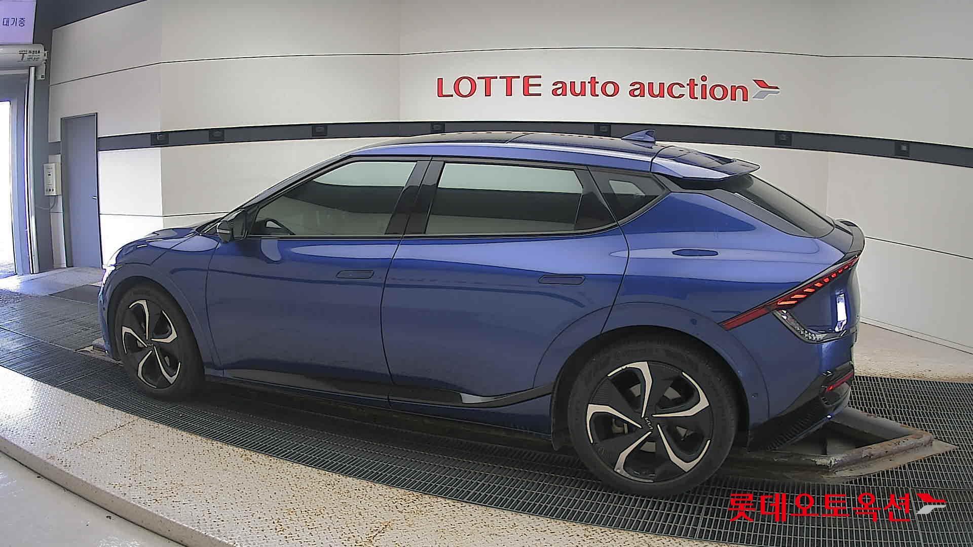 Kia EV6 id 3446753 из Кореи 11