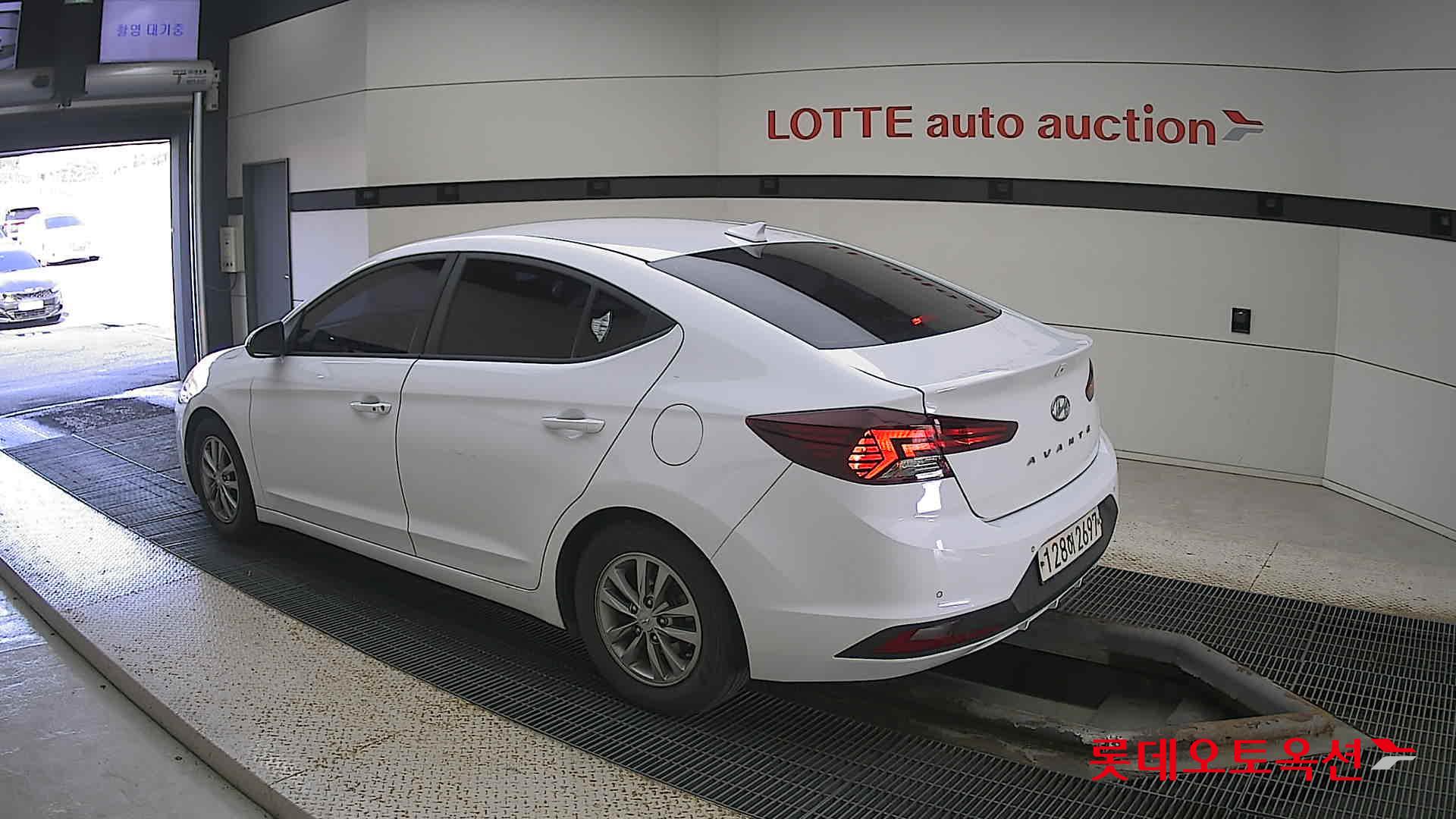 Hyundai Avante id 3436600 из Кореи 10