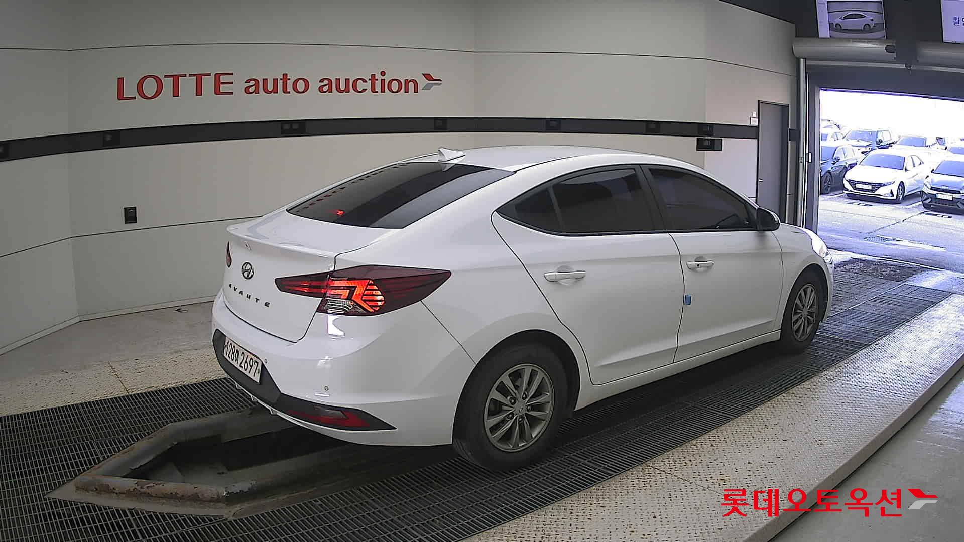 Hyundai Avante id 3436600 из Кореи 19