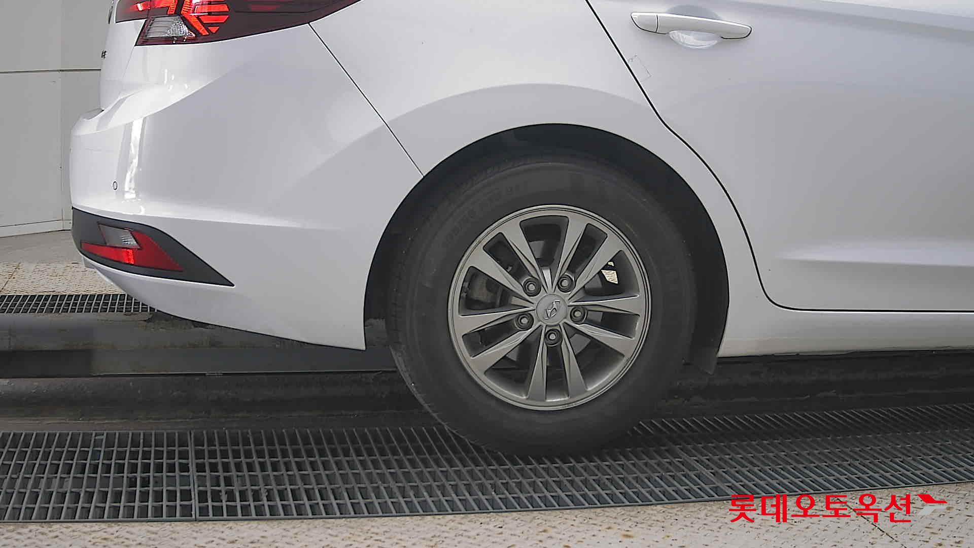 Hyundai Avante id 3436600 из Кореи 24