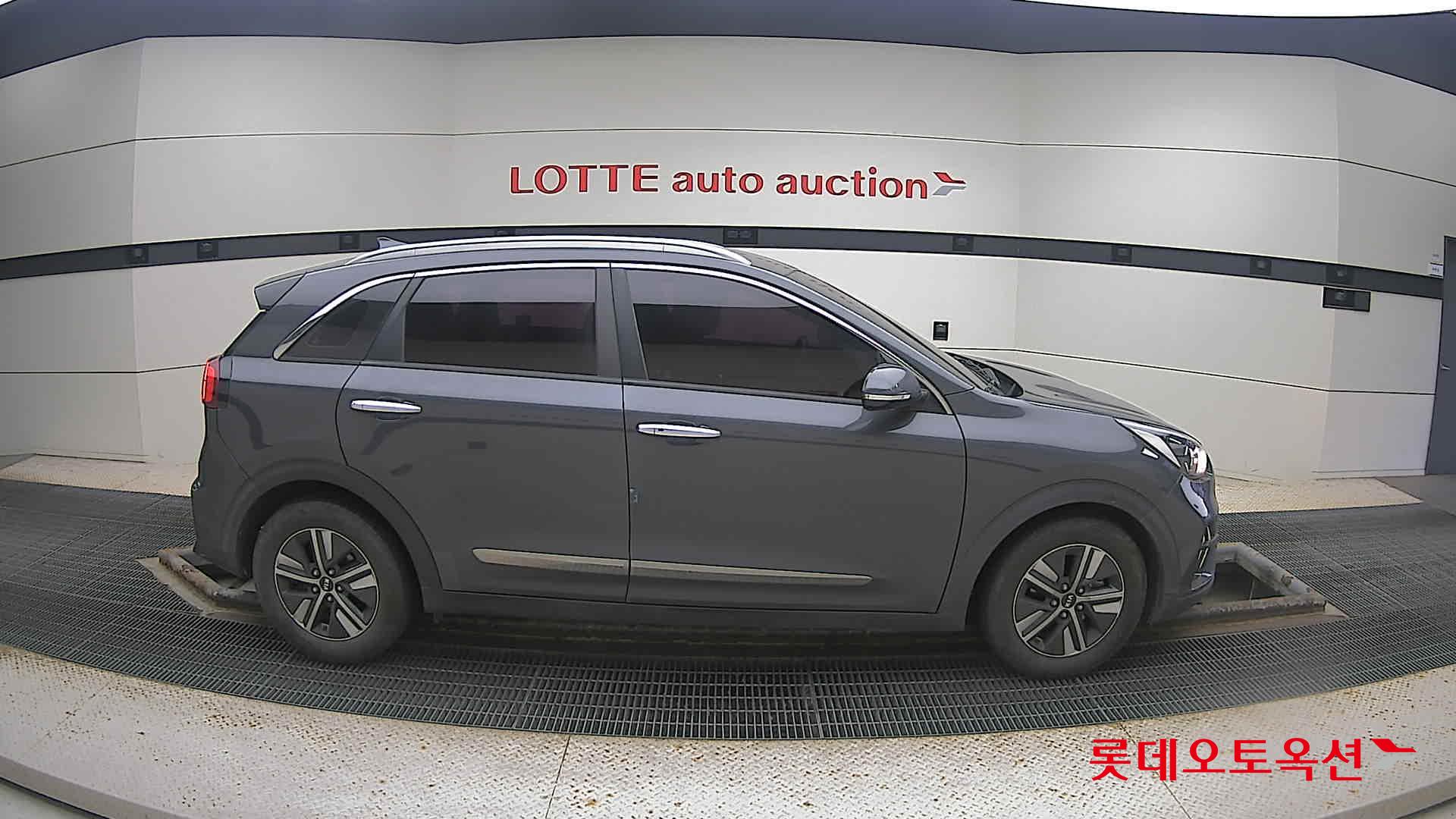 Kia Niro Hybrid 2021 Platinium Graphite из Кореи, фото 3