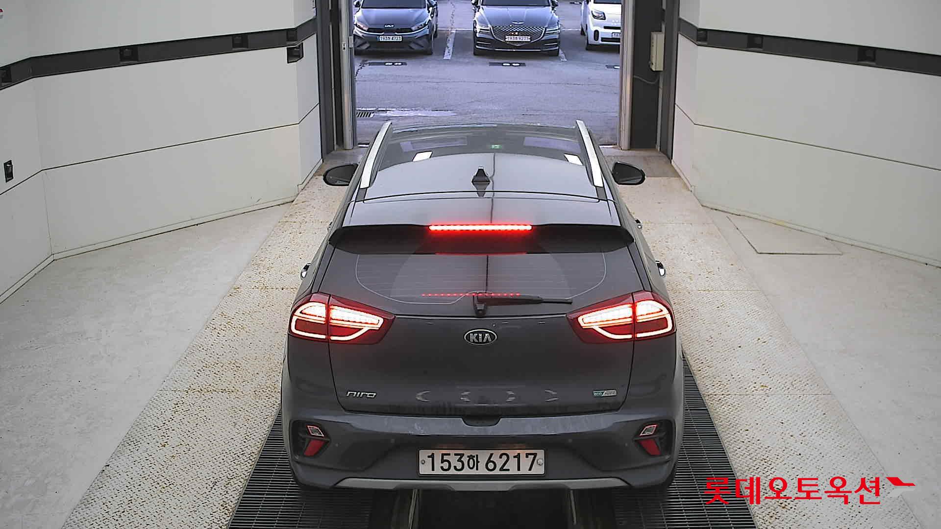 Kia Niro Hybrid 2021 Platinium Graphite из Кореи, фото 5