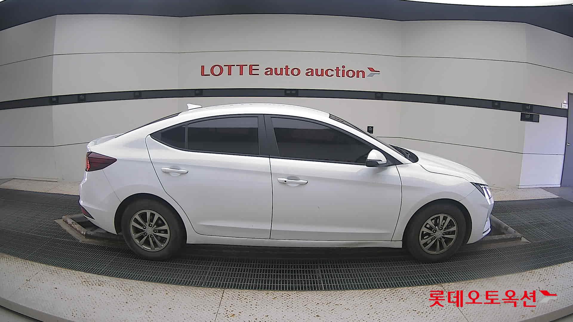 Hyundai Avante 2020 Polar White из Кореи, фото 3