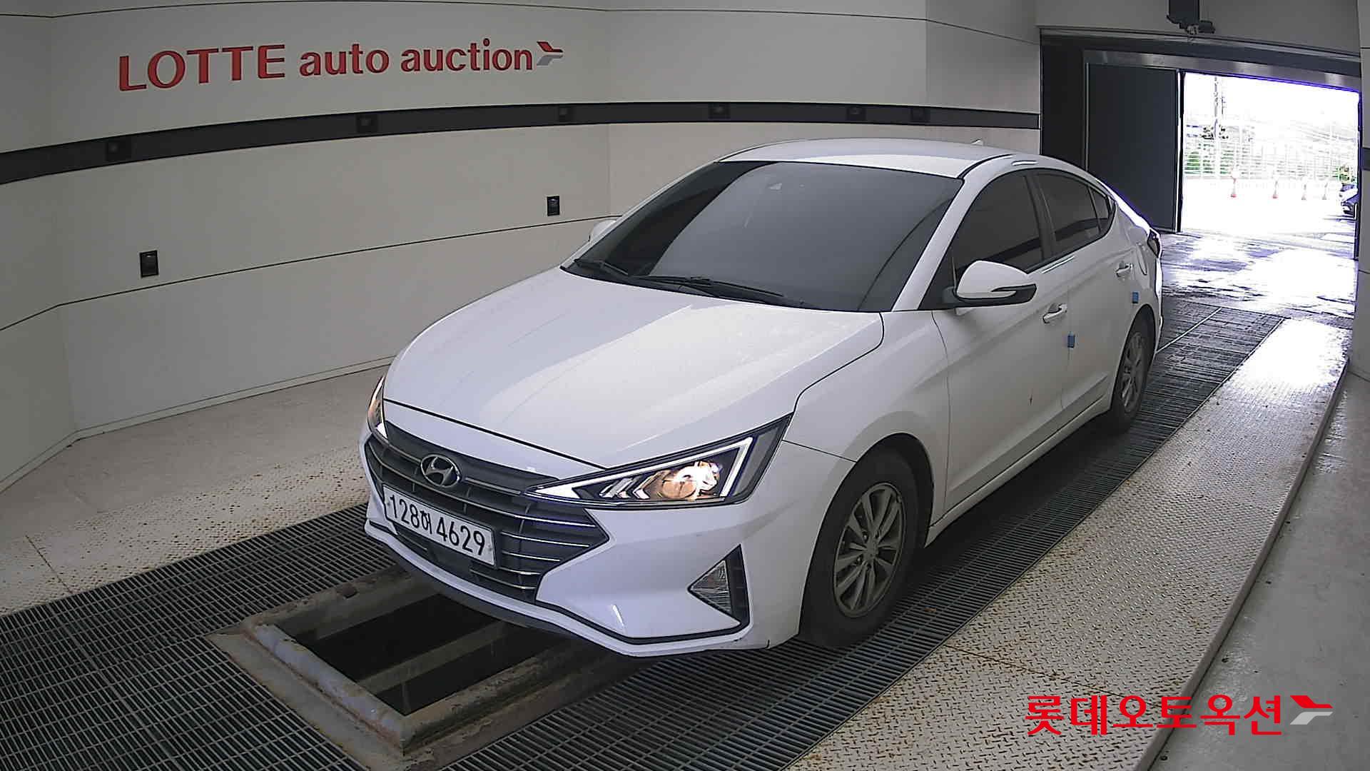 Hyundai Avante id 3436619 из Кореи 14