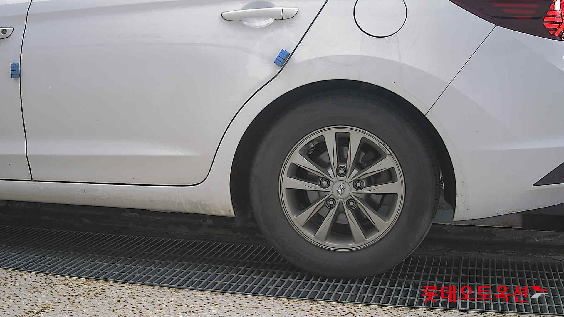 Hyundai Avante id 3436619 из Кореи 22