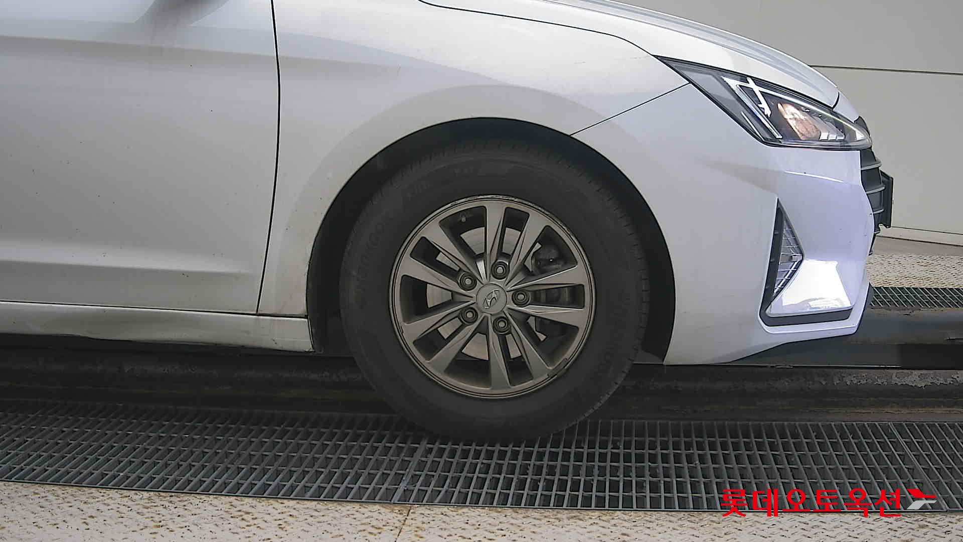 Hyundai Avante id 3436619 из Кореи 23